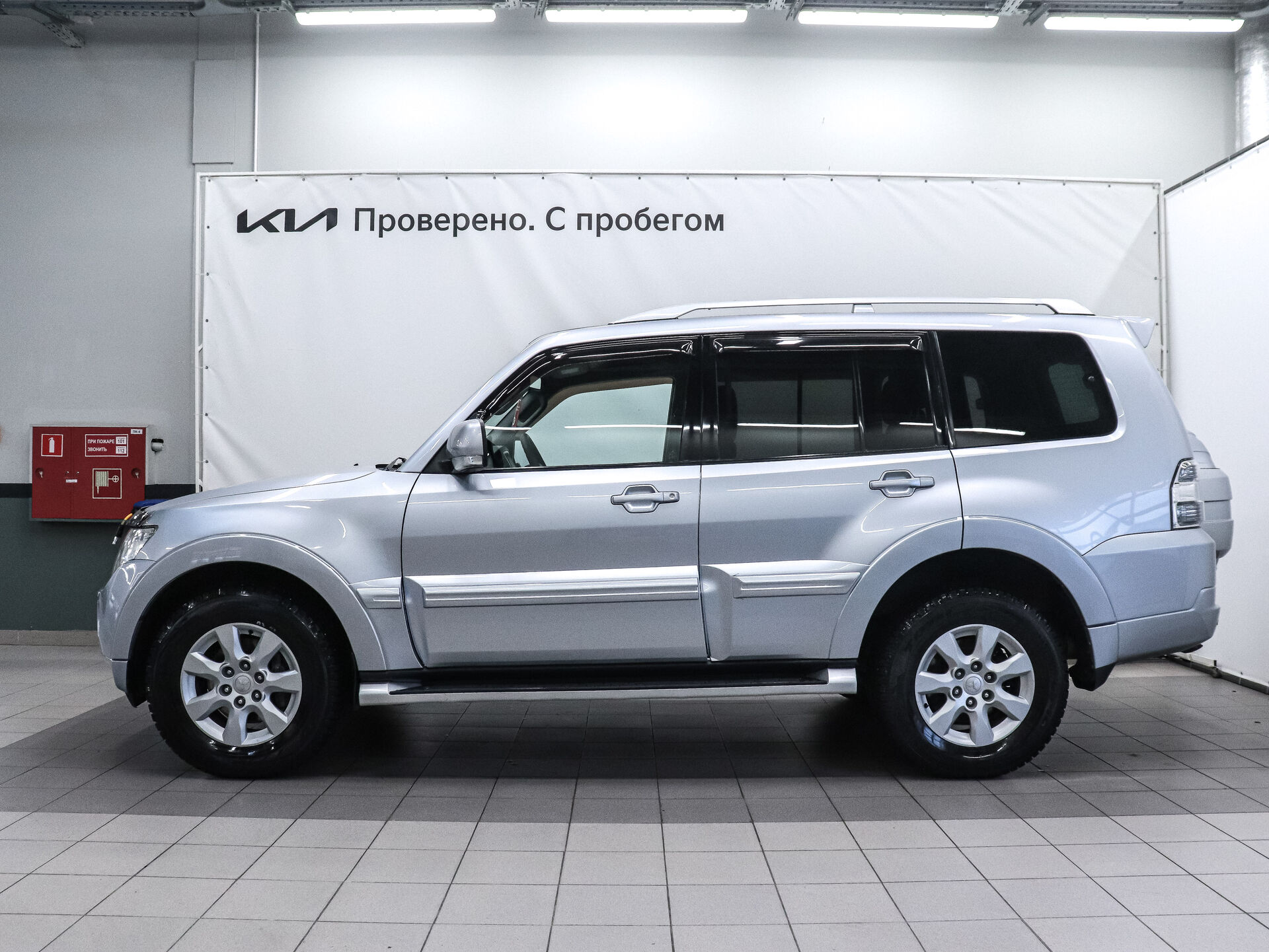 Mitsubishi Pajero 2010 6