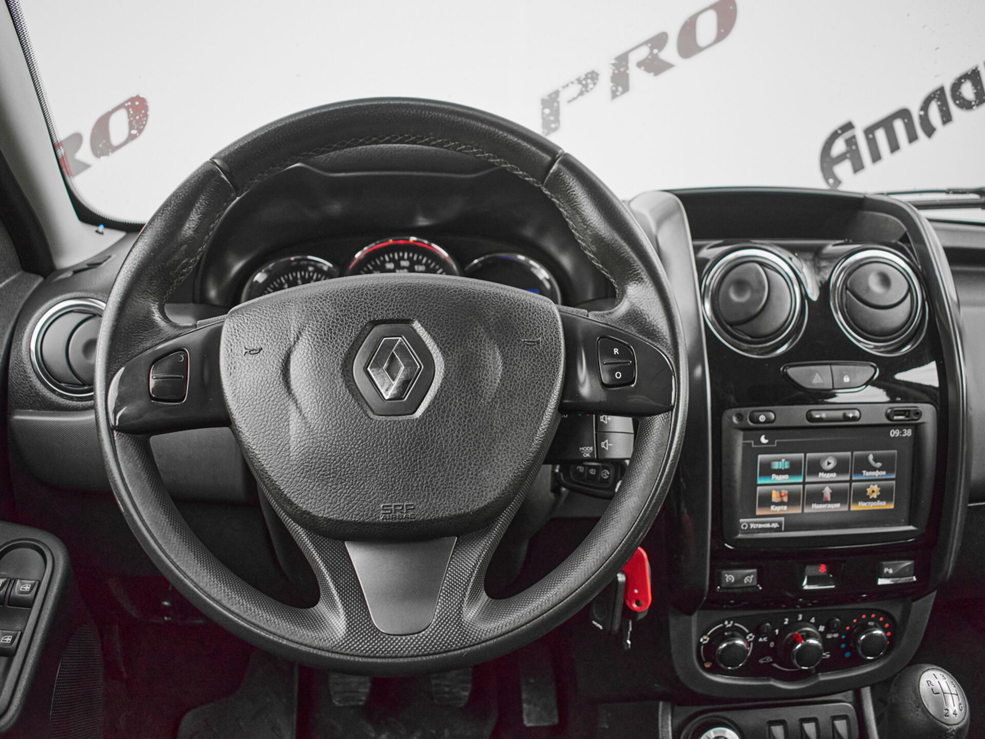 Купить Renault Duster 2.0 MT (143 л.с.) 4WD, 2017 в Екатеренбурге