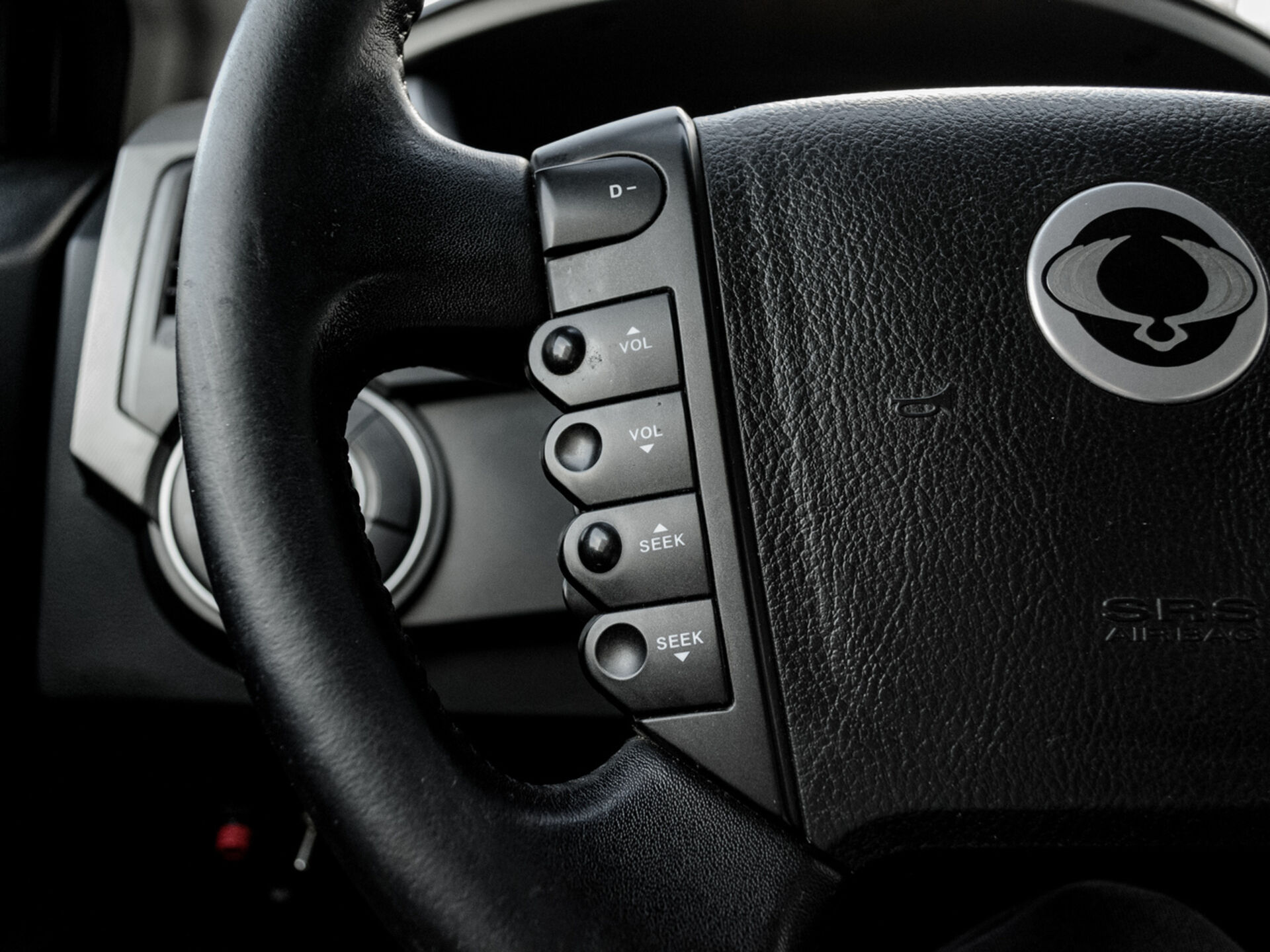 Купить SsangYong Kyron 6-speed 2.3 AT (150 л.с.) 4WD, 2014 в Екатеренбурге