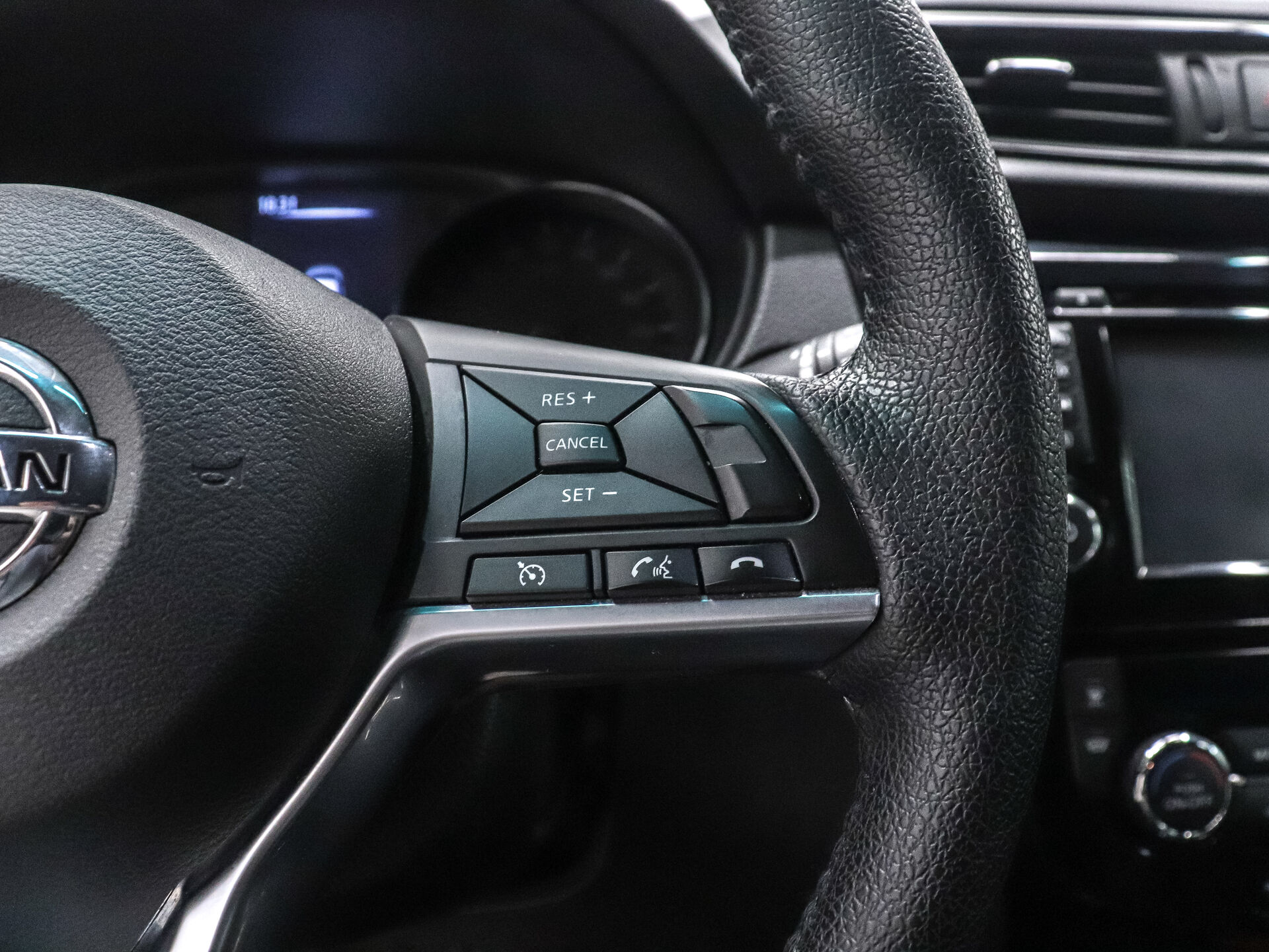 Nissan X-Trail 2019 13