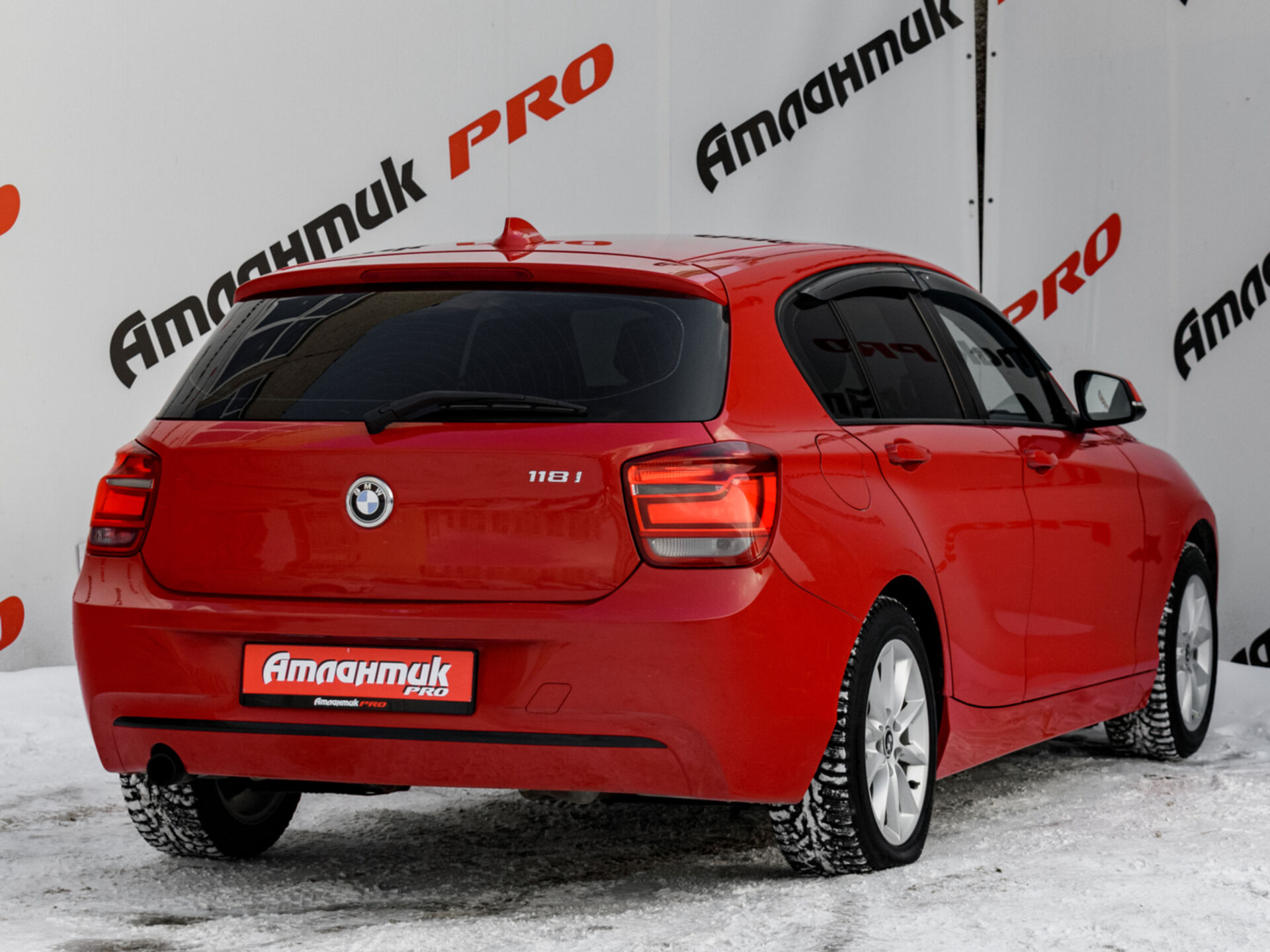 Купить BMW 1 серии 118i 1.6 AT (170 л.с.), 2011 в Екатеренбурге