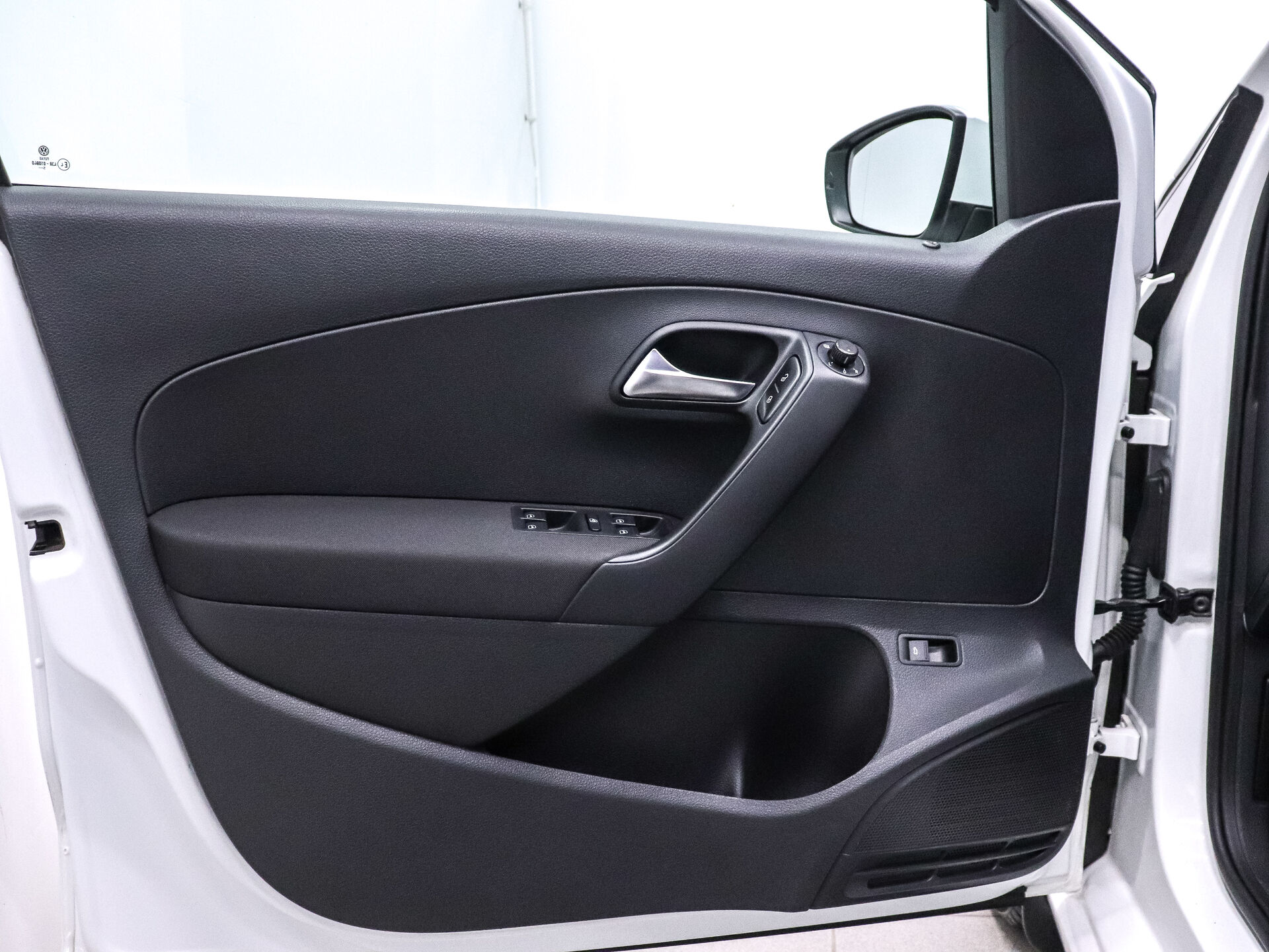 Volkswagen Polo 2015 6
