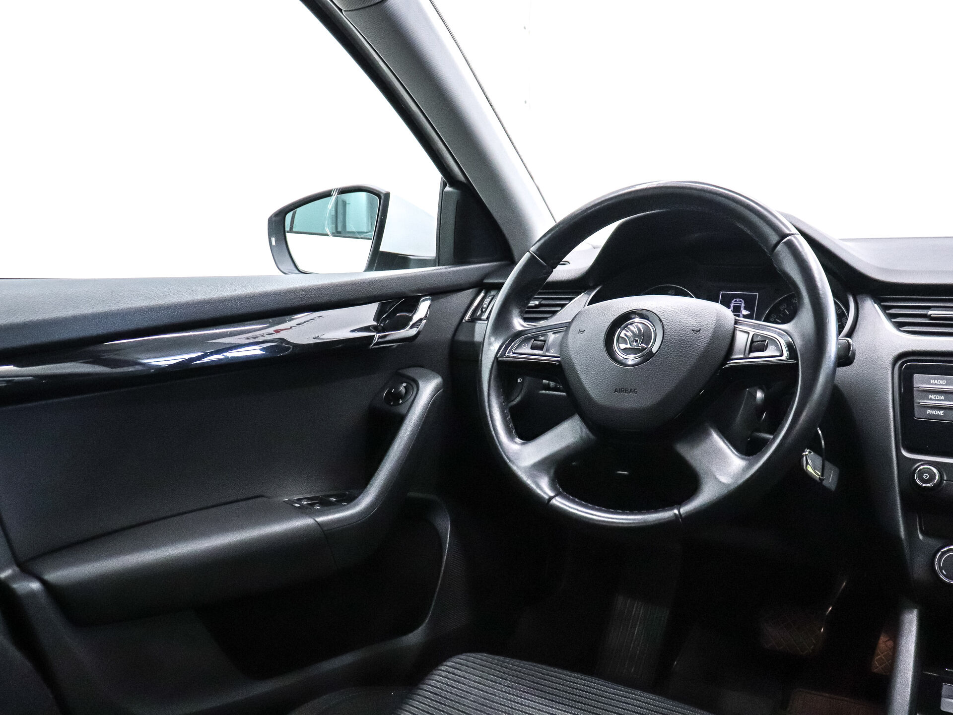 Skoda Octavia 2015 16