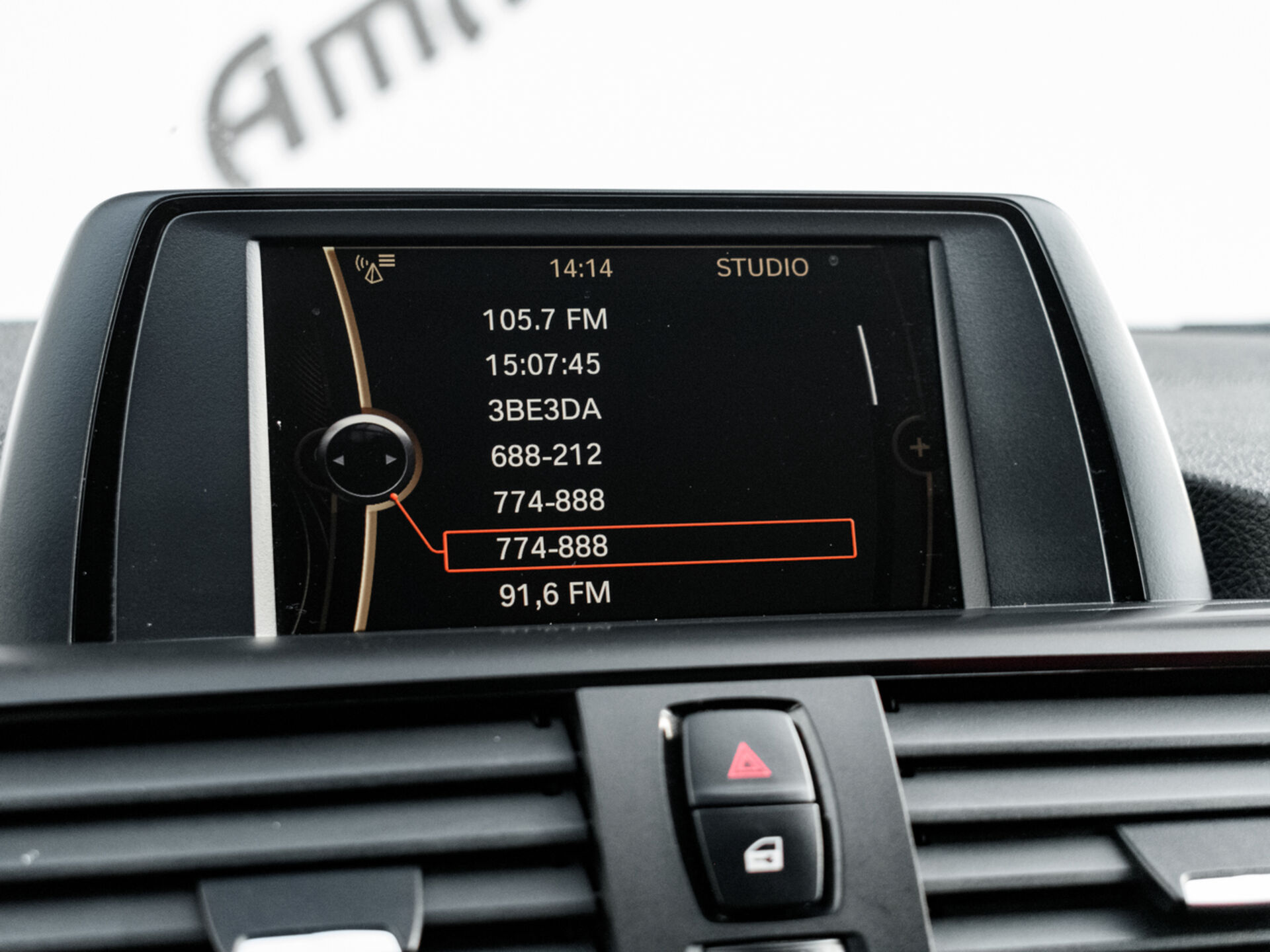 Купить BMW 1 серии 118i 1.6 AT (170 л.с.), 2011 в Екатеренбурге