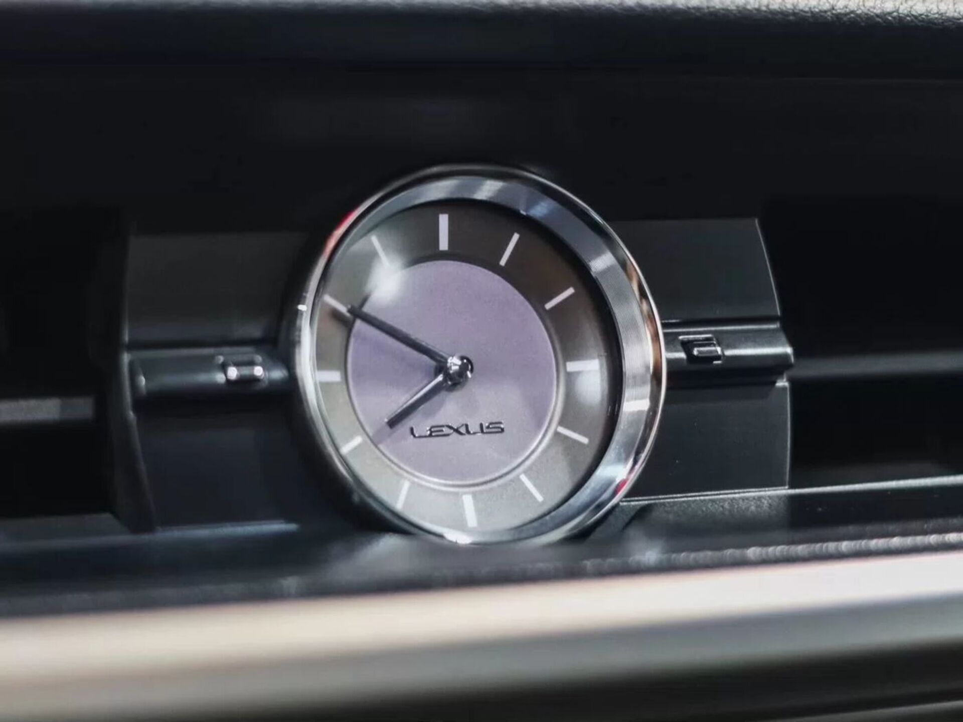 Lexus ES 2015 18