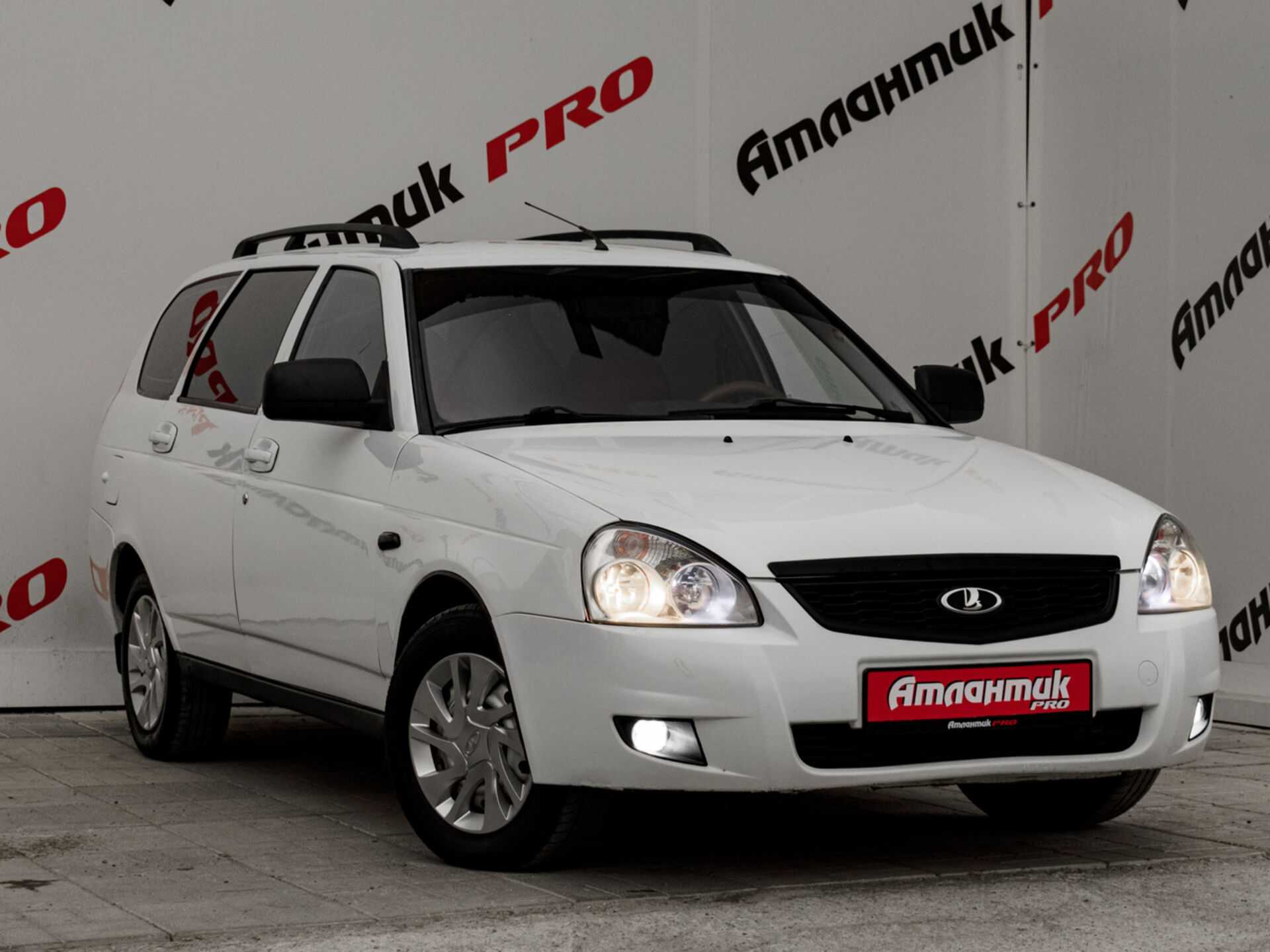 Купить Lada (ВАЗ) Priora 1.6 MT (98 л.с.), 2014 в Екатеренбурге