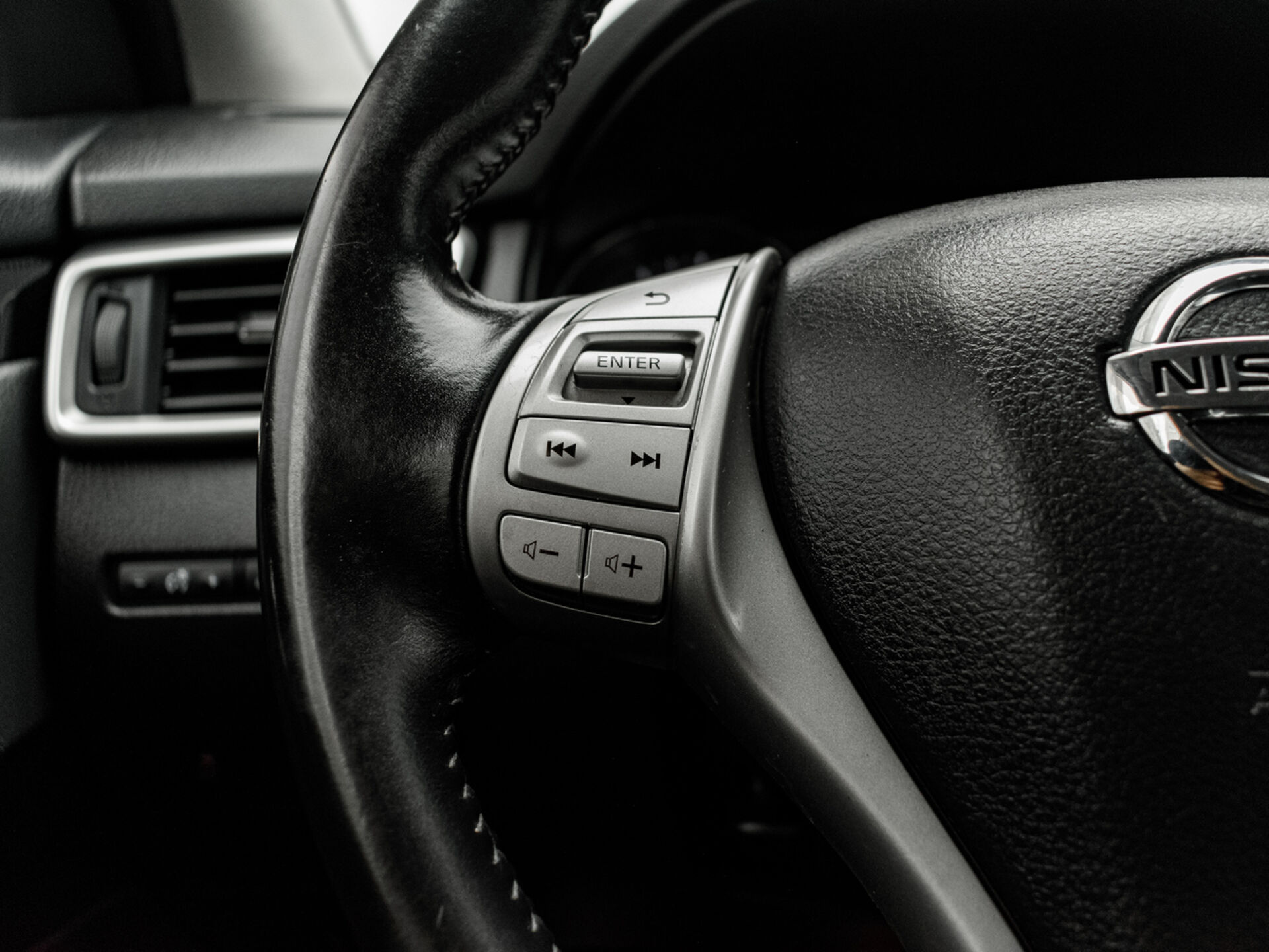 Купить Nissan Qashqai 2.0 CVT (144 л.с.) 4WD, 2018 в Екатеренбурге