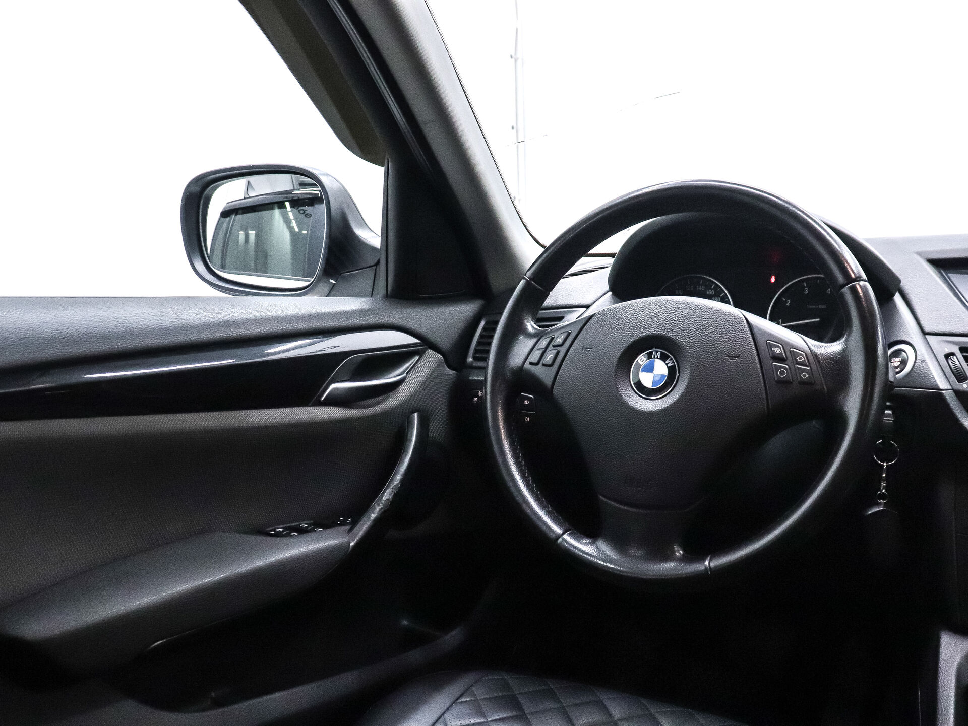 BMW X1 2011 18