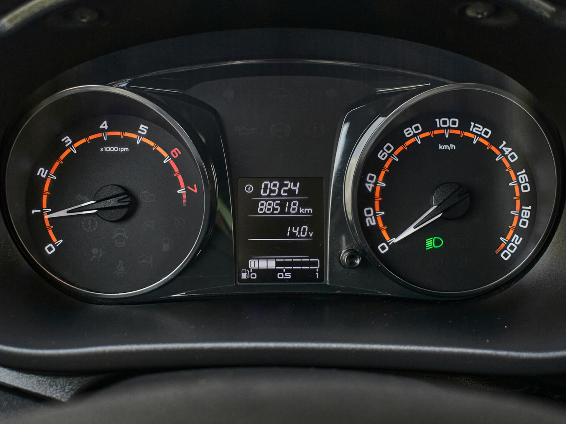 Купить Lada (ВАЗ) Granta 1.6 MT (106 л.с.), 2018 в Екатеренбурге