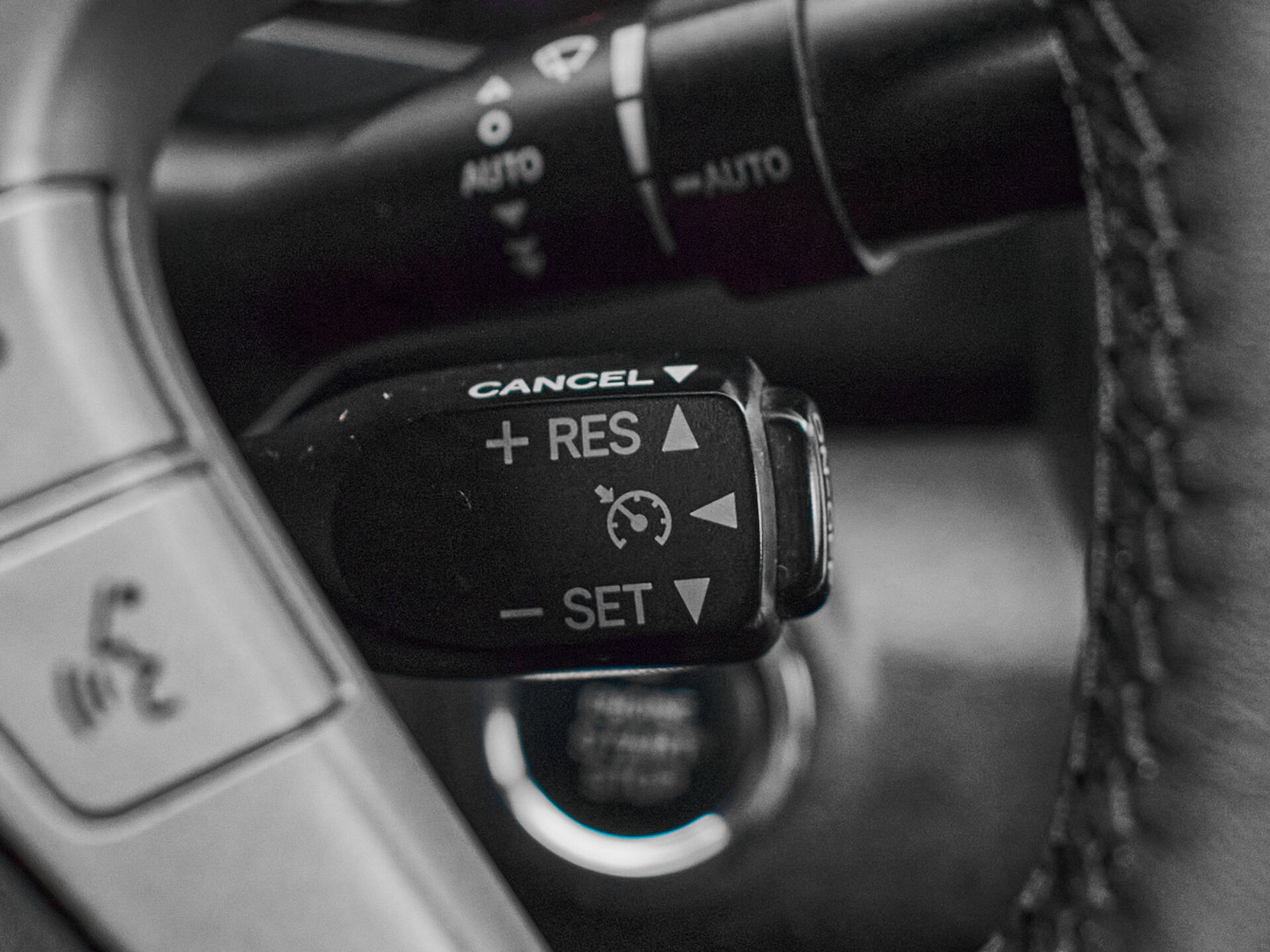 Купить Toyota Camry 3.5 AT (277 л.с.), 2011 в Екатеренбурге