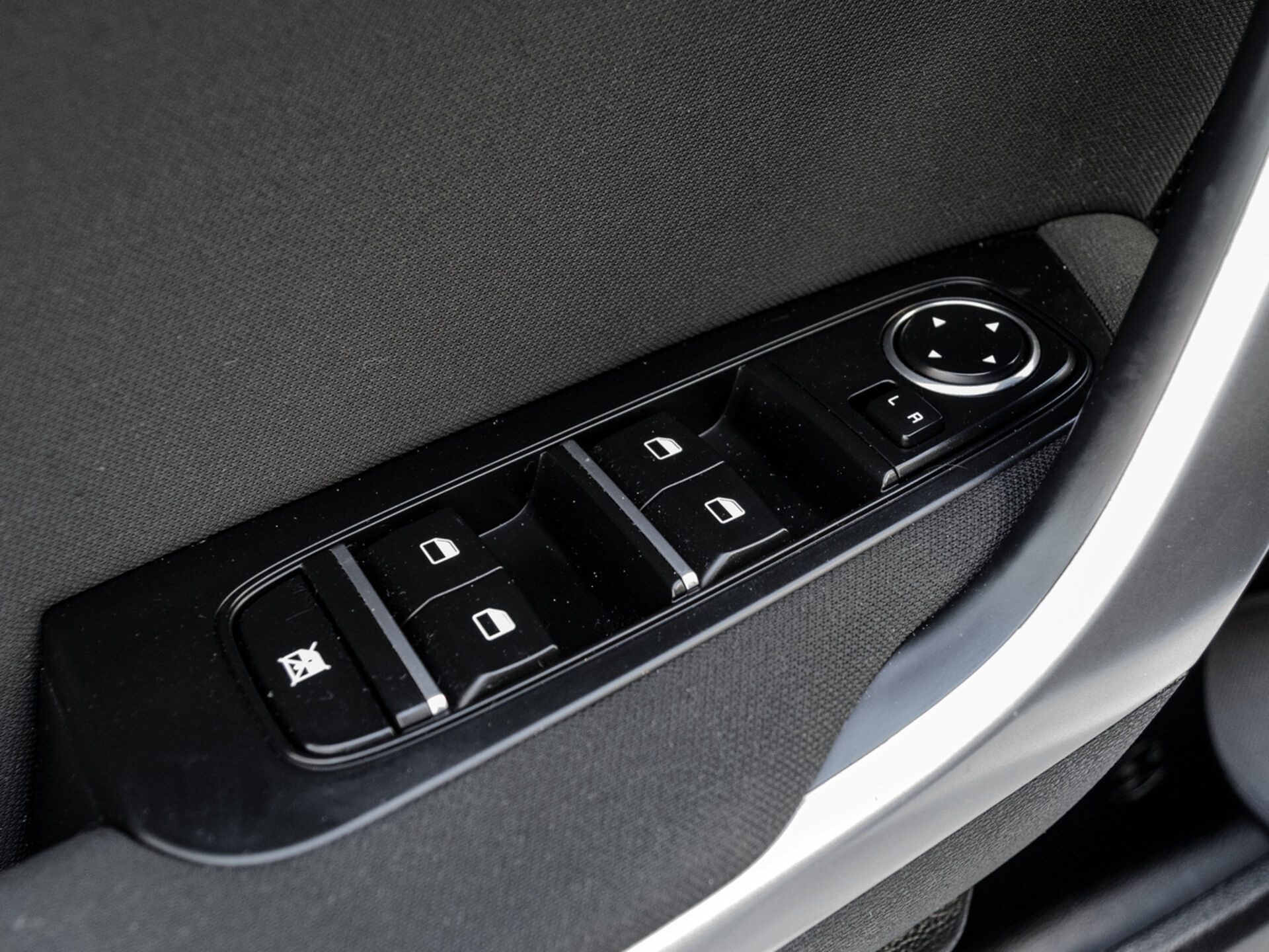 Купить Kia Ceed 1.6 AT (128 л.с.), 2018 в Екатеренбурге