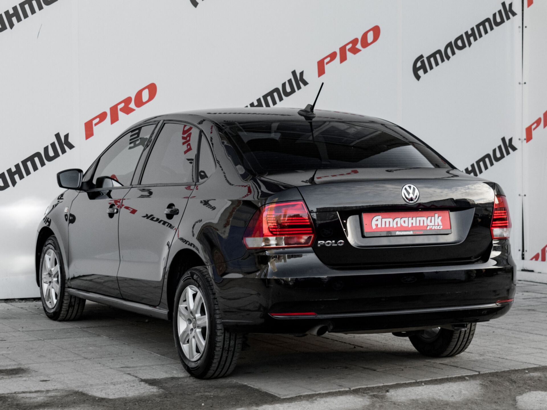 Купить Volkswagen Polo 1.6 AT (110 л.с.), 2017 в Екатеренбурге