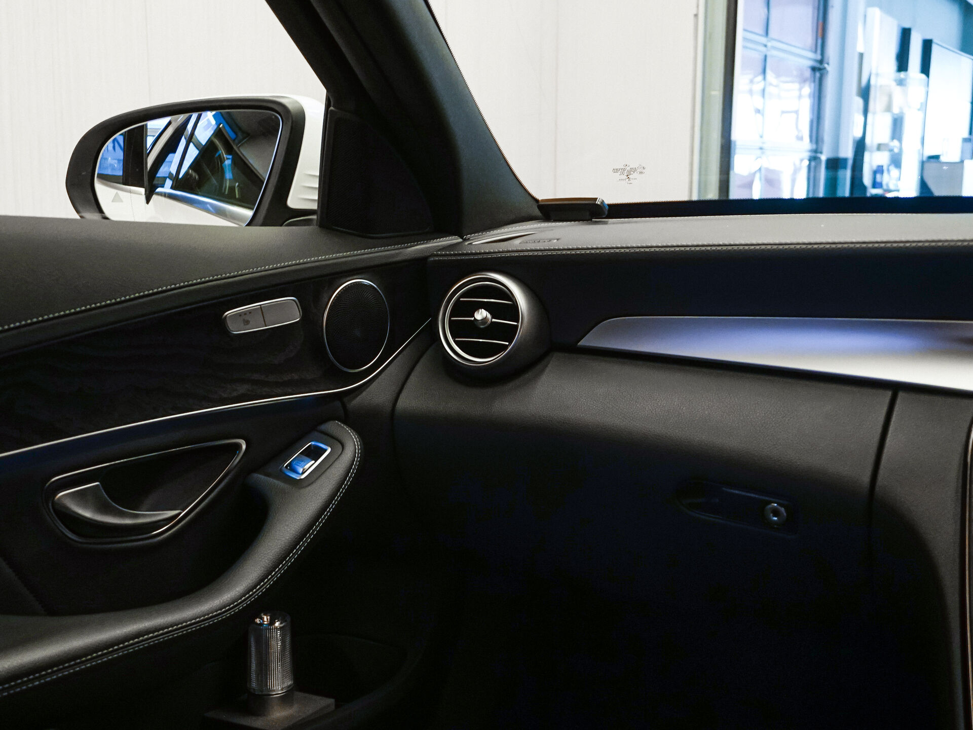 Mercedes-Benz C-Класс 2016 24