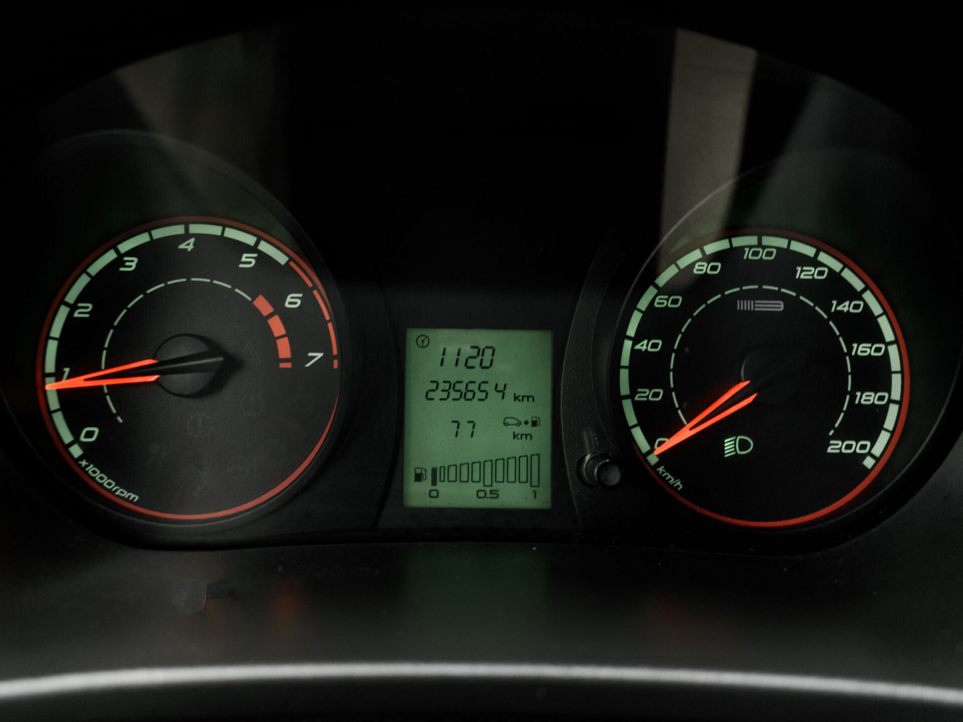 Купить Lada (ВАЗ) Kalina Cross 1.6 MT (106 л.с.), 2015 в Екатеренбурге