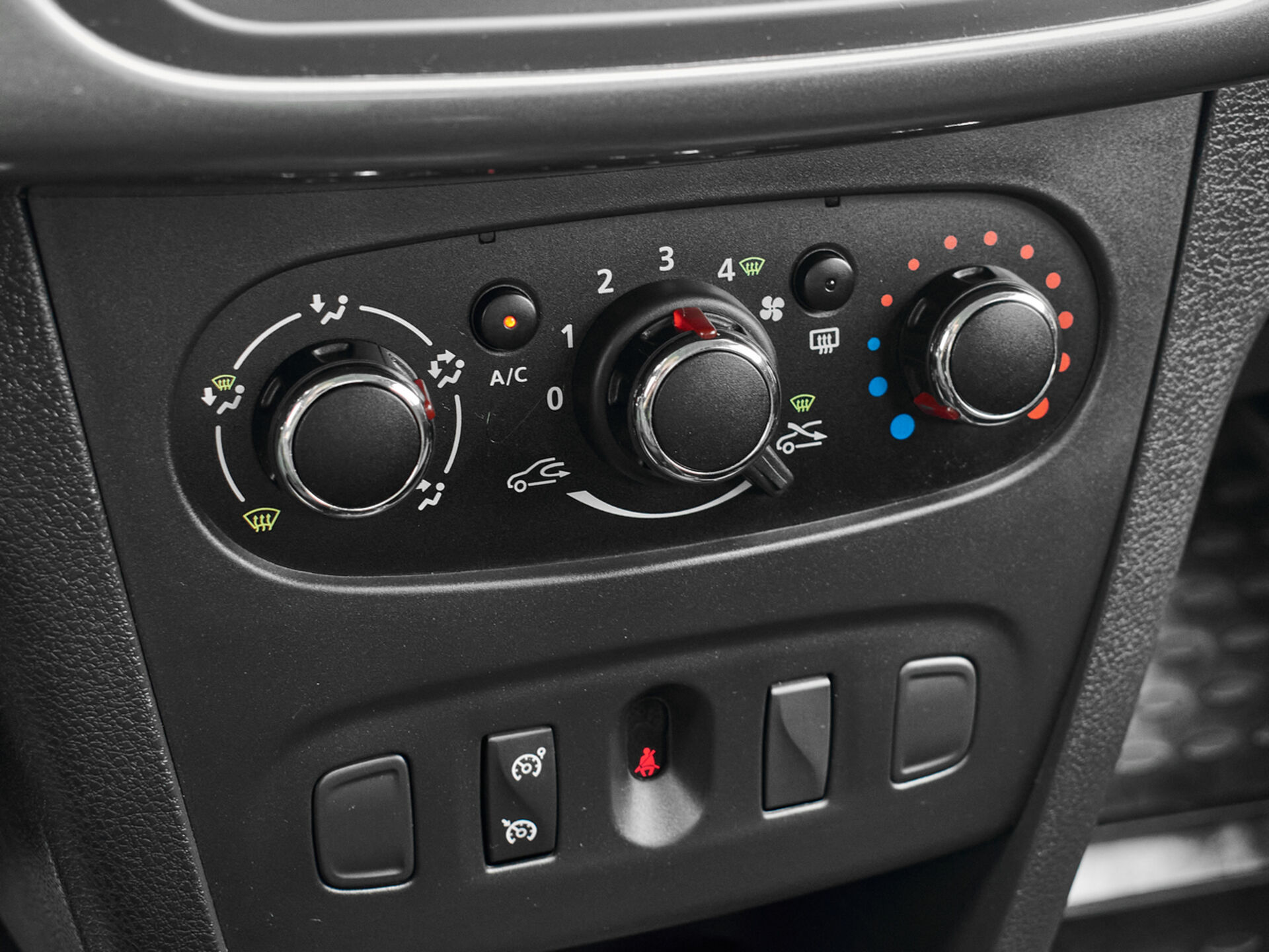 Купить Renault Sandero Stepway 1.6 MT (113 л.с.), 2018 в Екатеренбурге