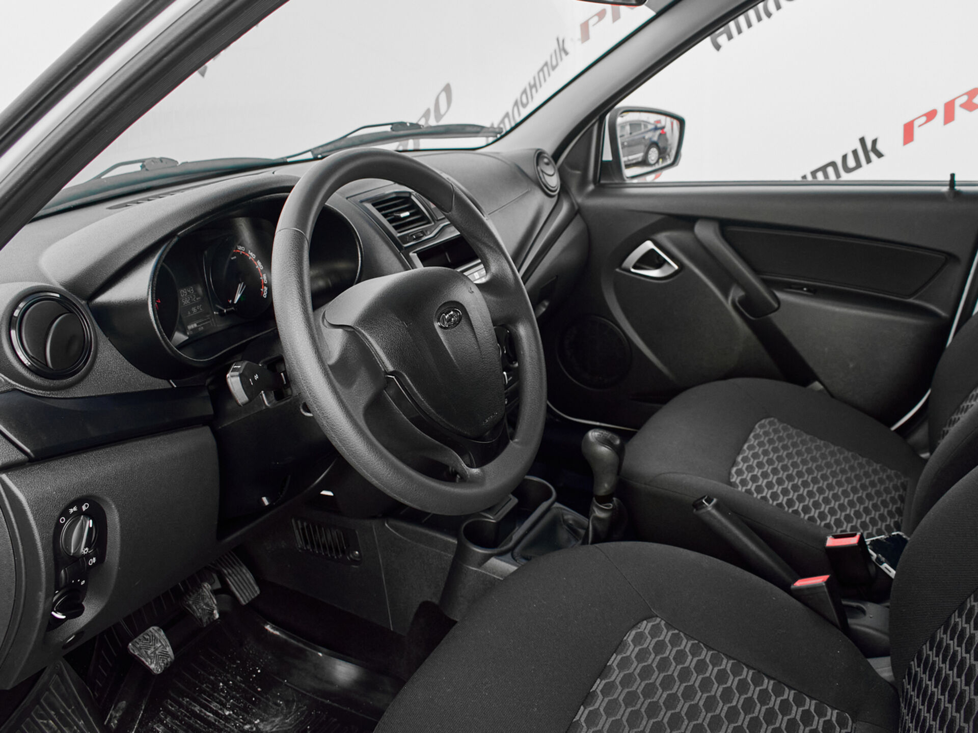 Купить Lada (ВАЗ) Granta Euro-2 1.6 MT (90 л.с.), 2023 в Екатеренбурге