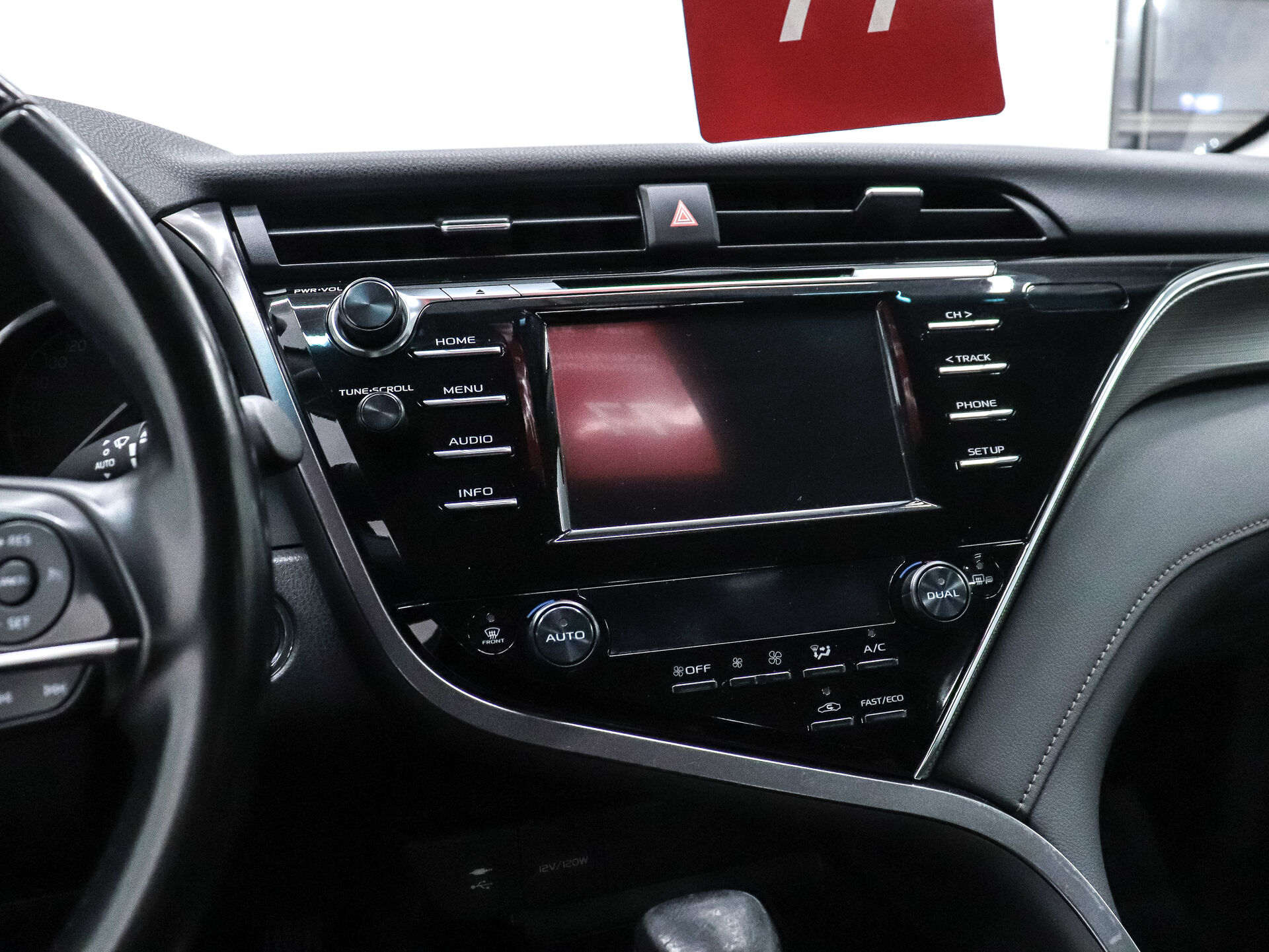 Toyota Camry 2019 16