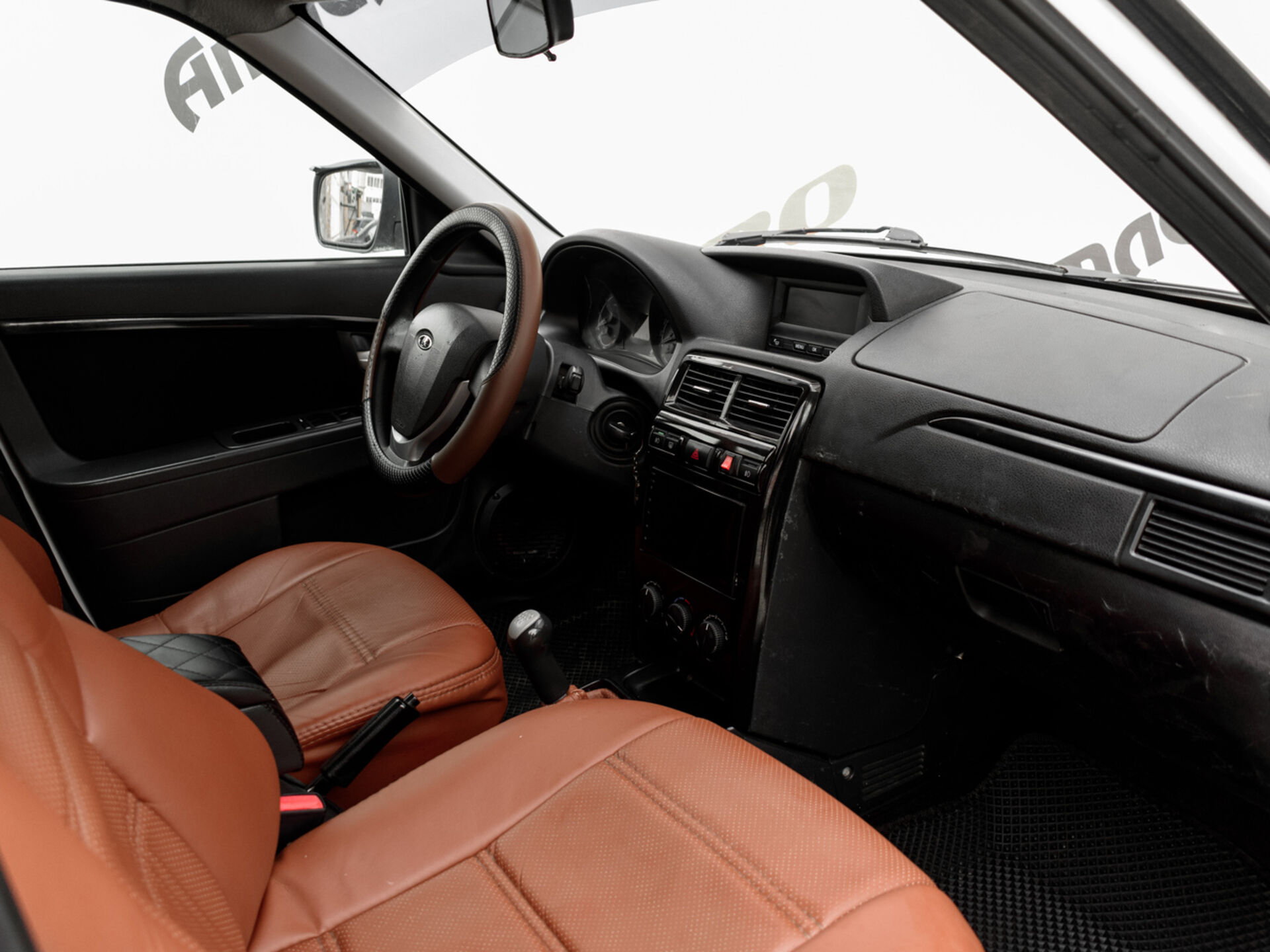 Купить Lada (ВАЗ) Priora 1.6 MT (98 л.с.), 2014 в Екатеренбурге