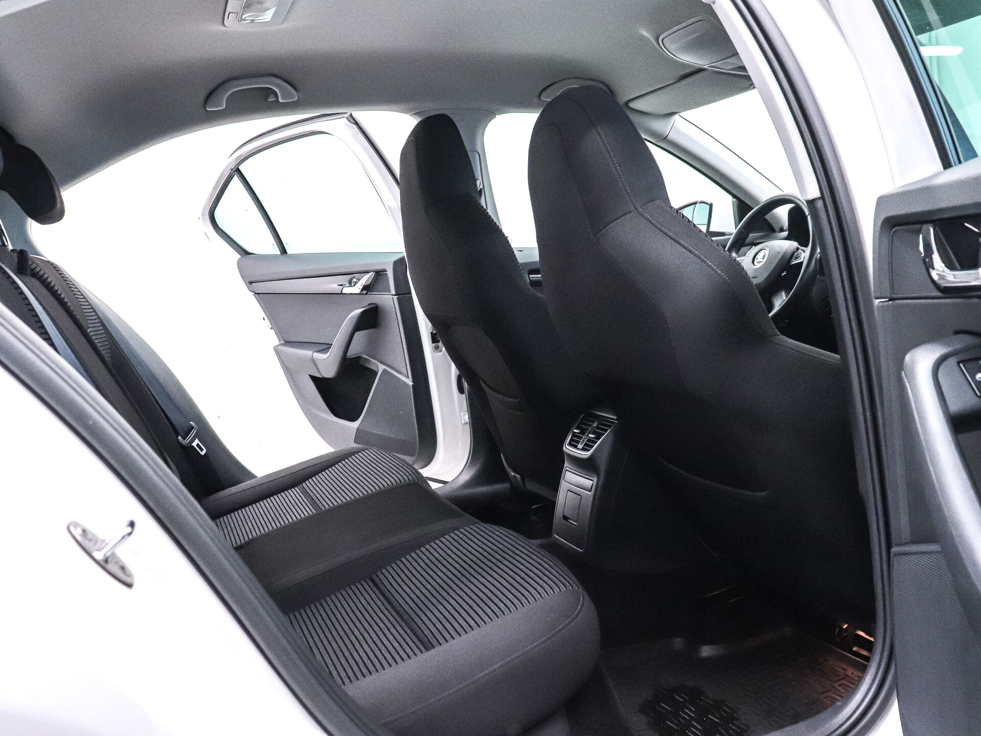 Skoda Octavia 2015 21