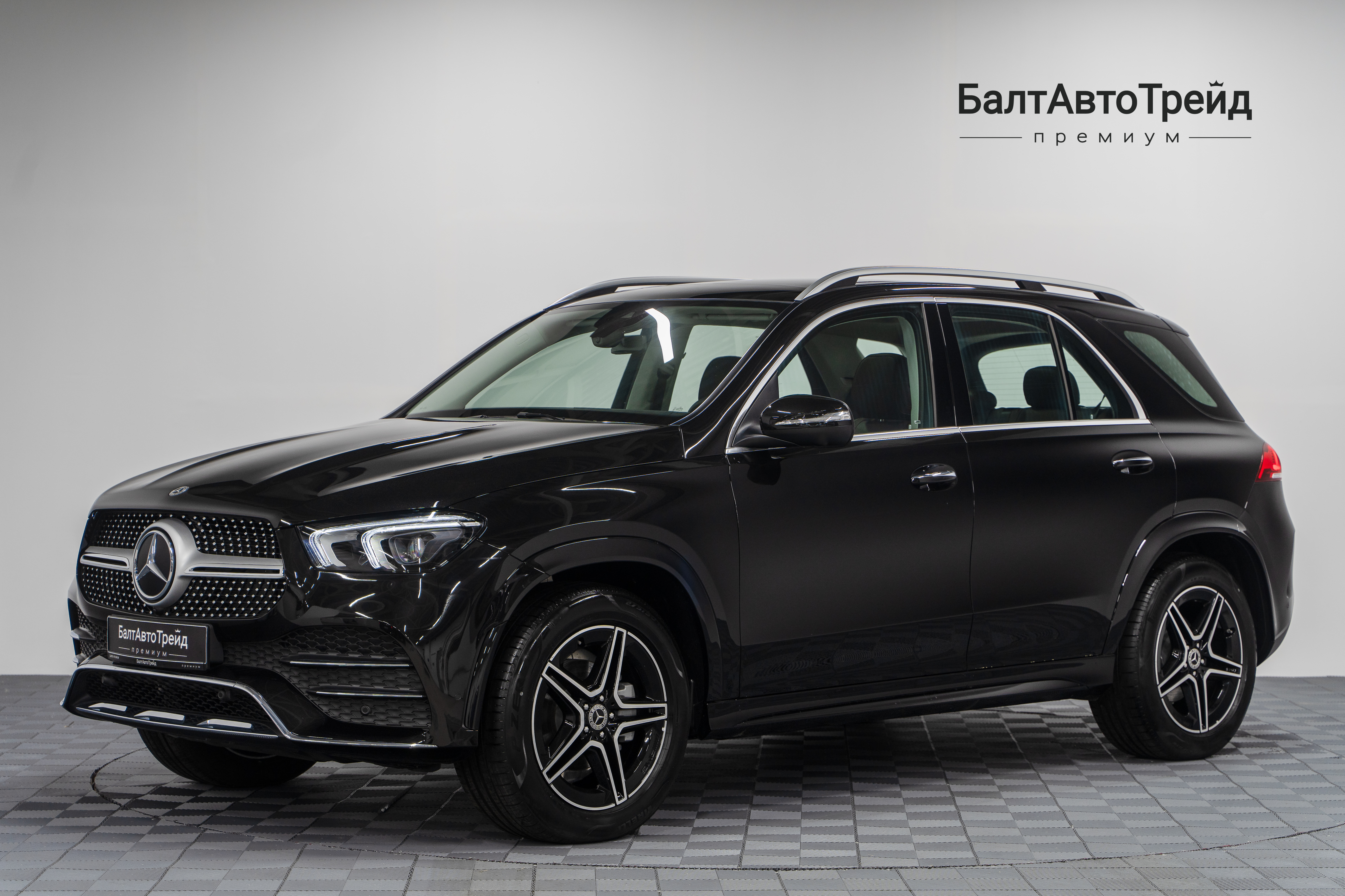 Купить авто с пробегом Mercedes-Benz GLE 300 d 2.0d AT (245 л.с.) 4WD в БалтАвтоТрейд-М