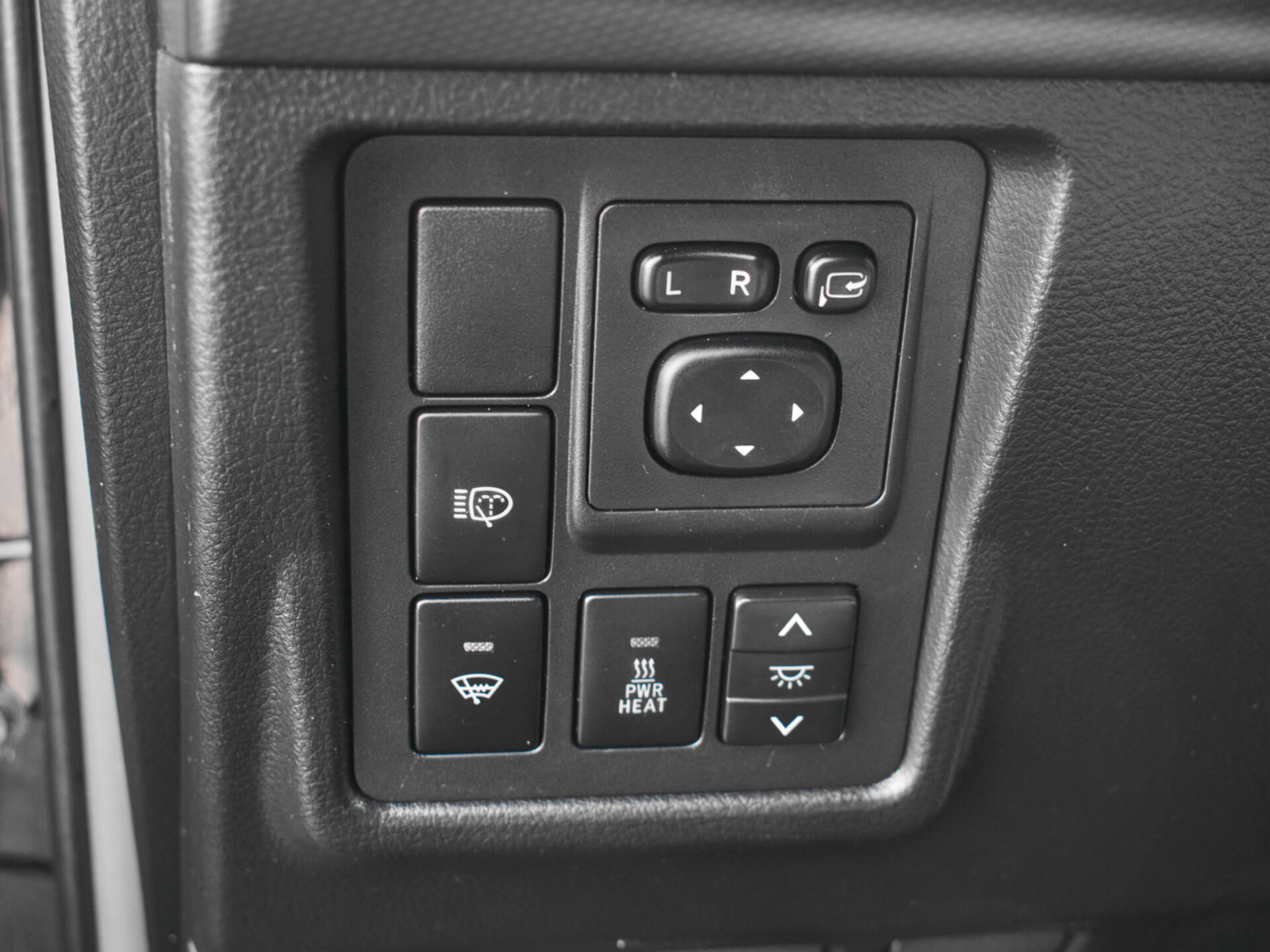 Купить Toyota Land Cruiser Prado 3.0d AT (173 л.с.) 4WD, 2013 в Екатеренбурге