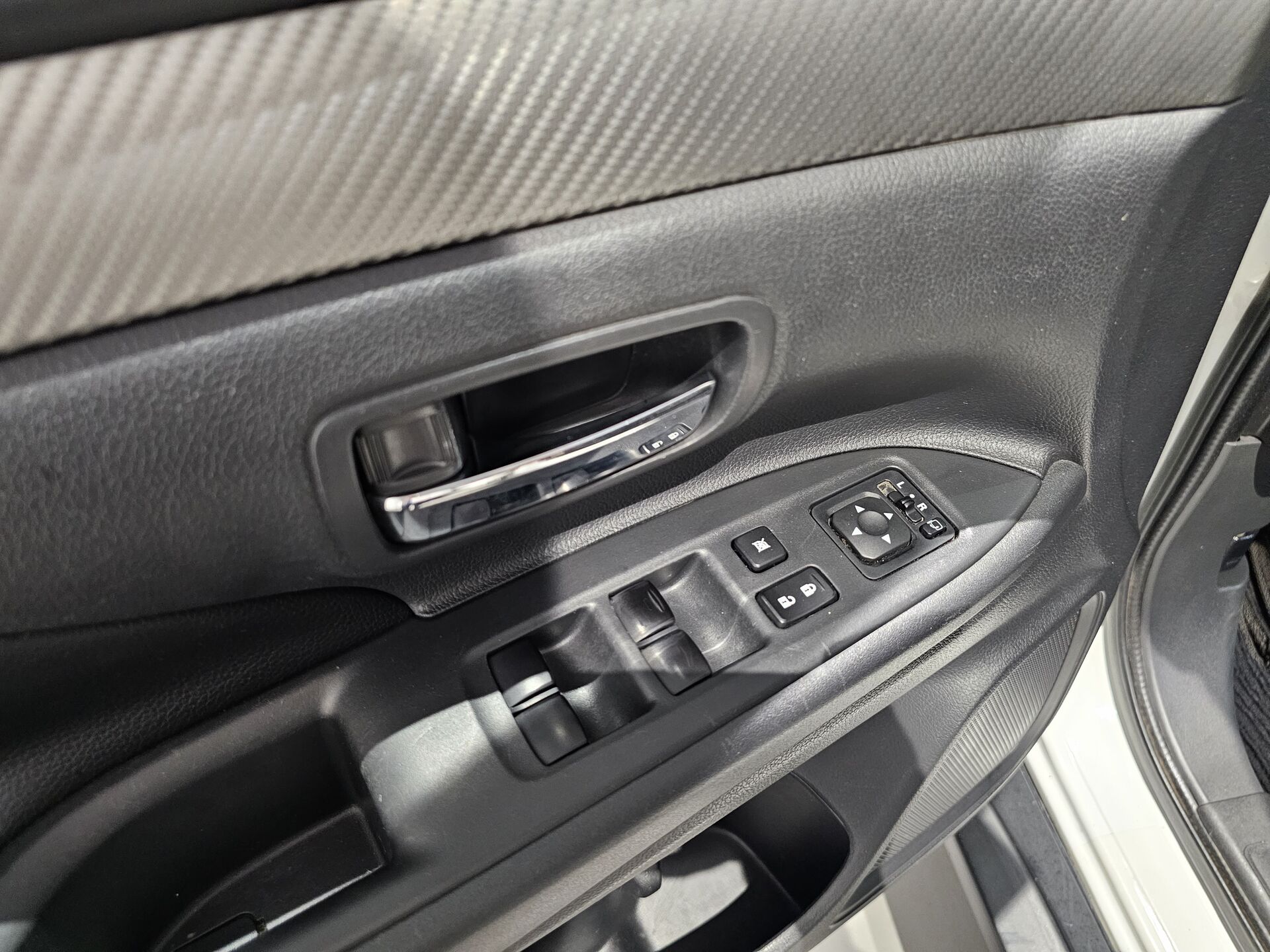 Mitsubishi Outlander, 140280000000₽ - вид 12
