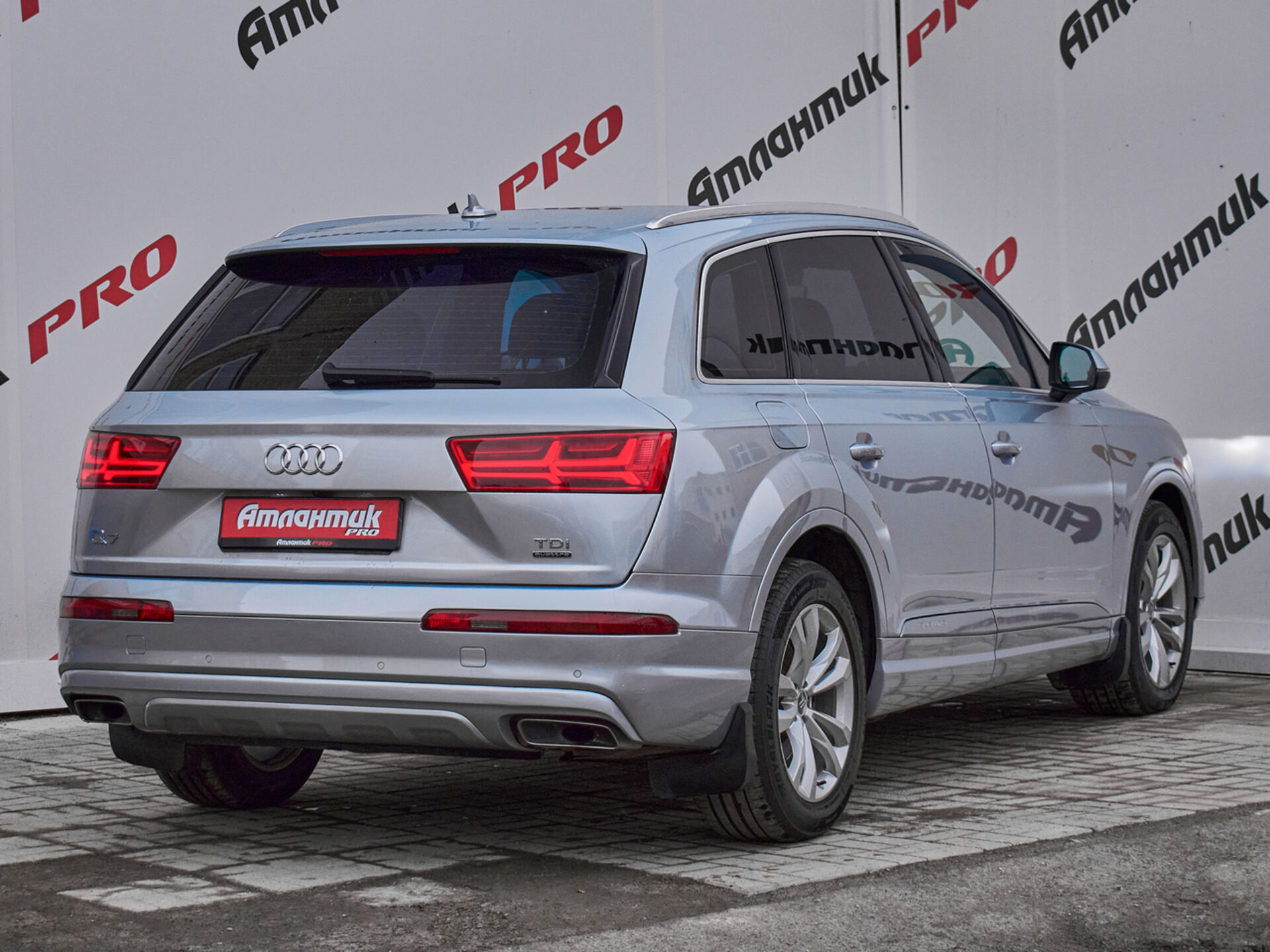 Купить Audi Q7 3.0d AT (249 л.с.) 4WD, 2016 в Екатеренбурге