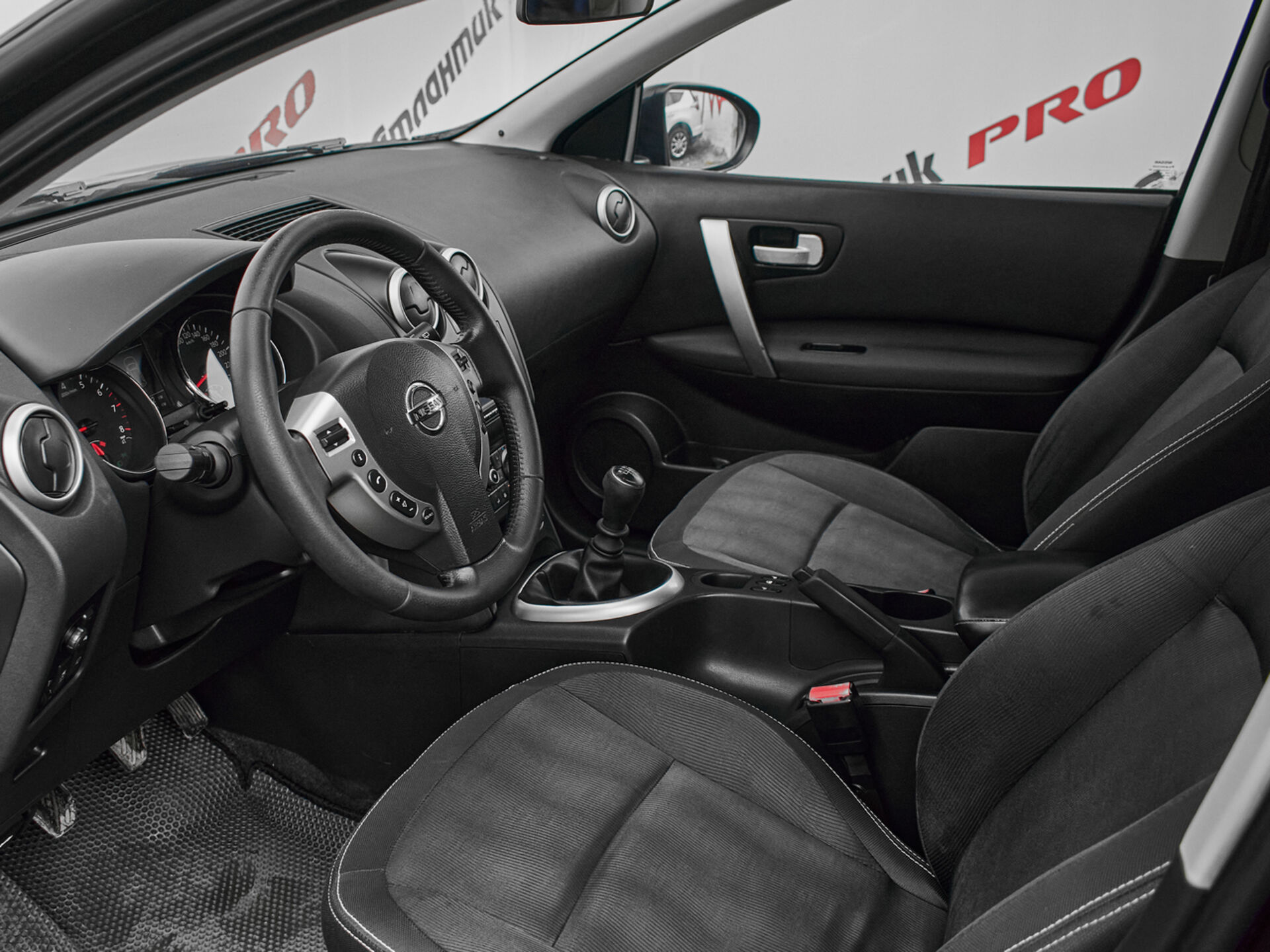 Купить Nissan Qashqai 2.0 MT (141 л.с.), 2010 в Екатеренбурге