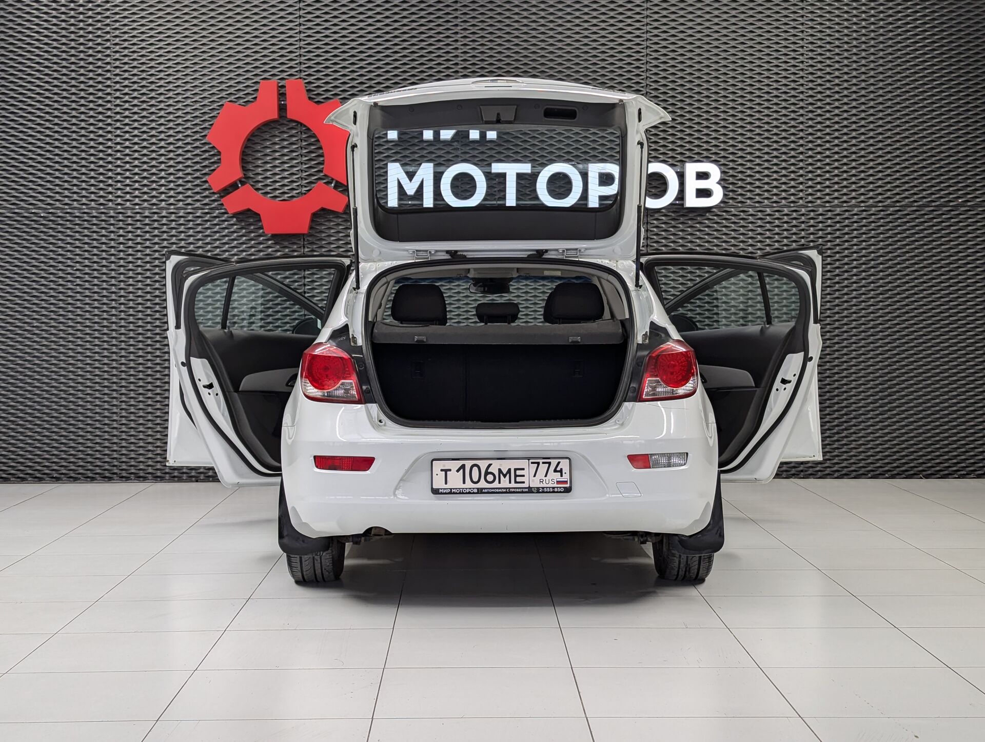 Chevrolet Cruze, I Рестайлинг LS, 2013, Хэтчбек 5 дв.