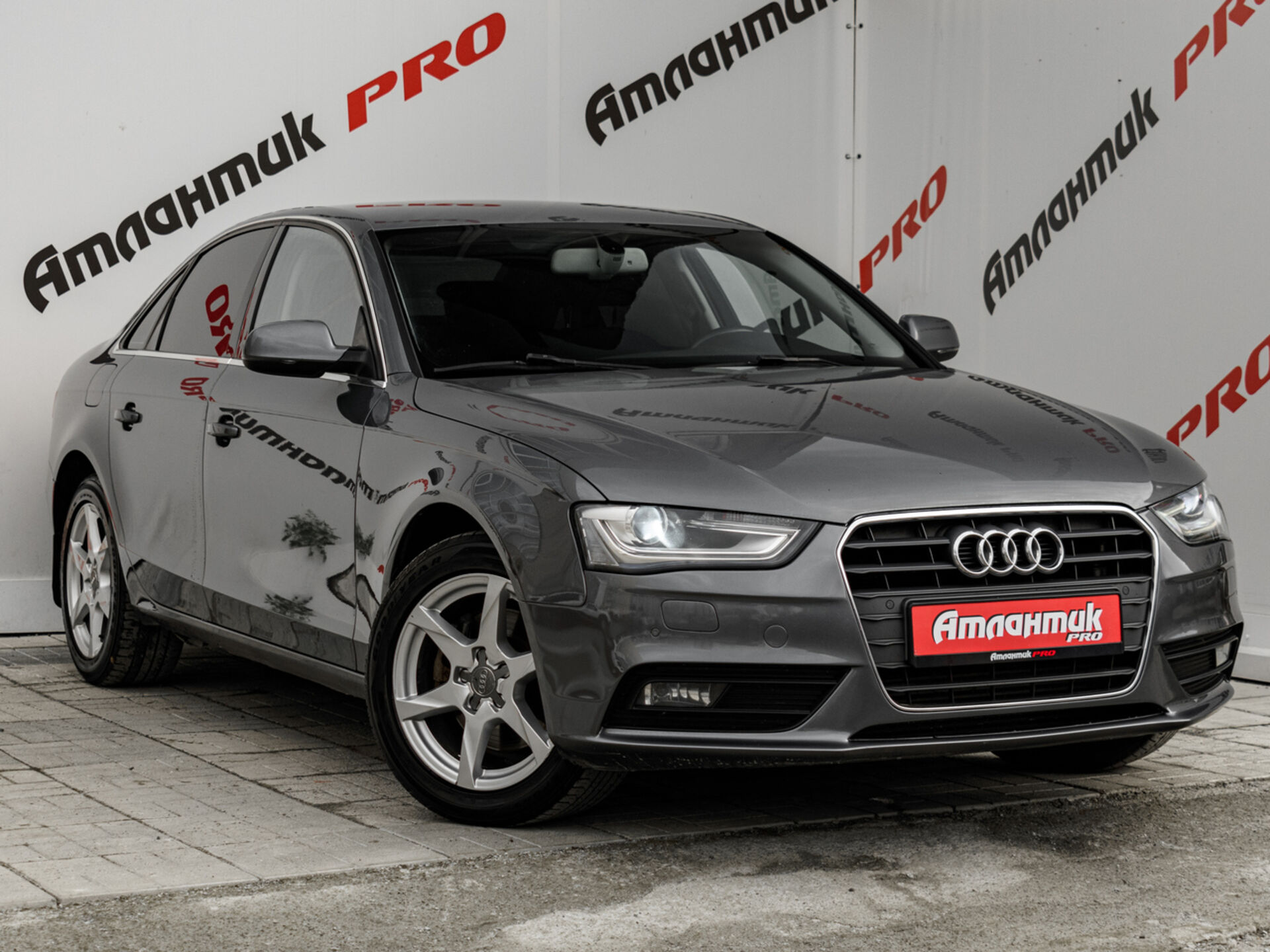 Купить Audi A4 1.8 CVT (170 л.с.), 2013 в Екатеренбурге