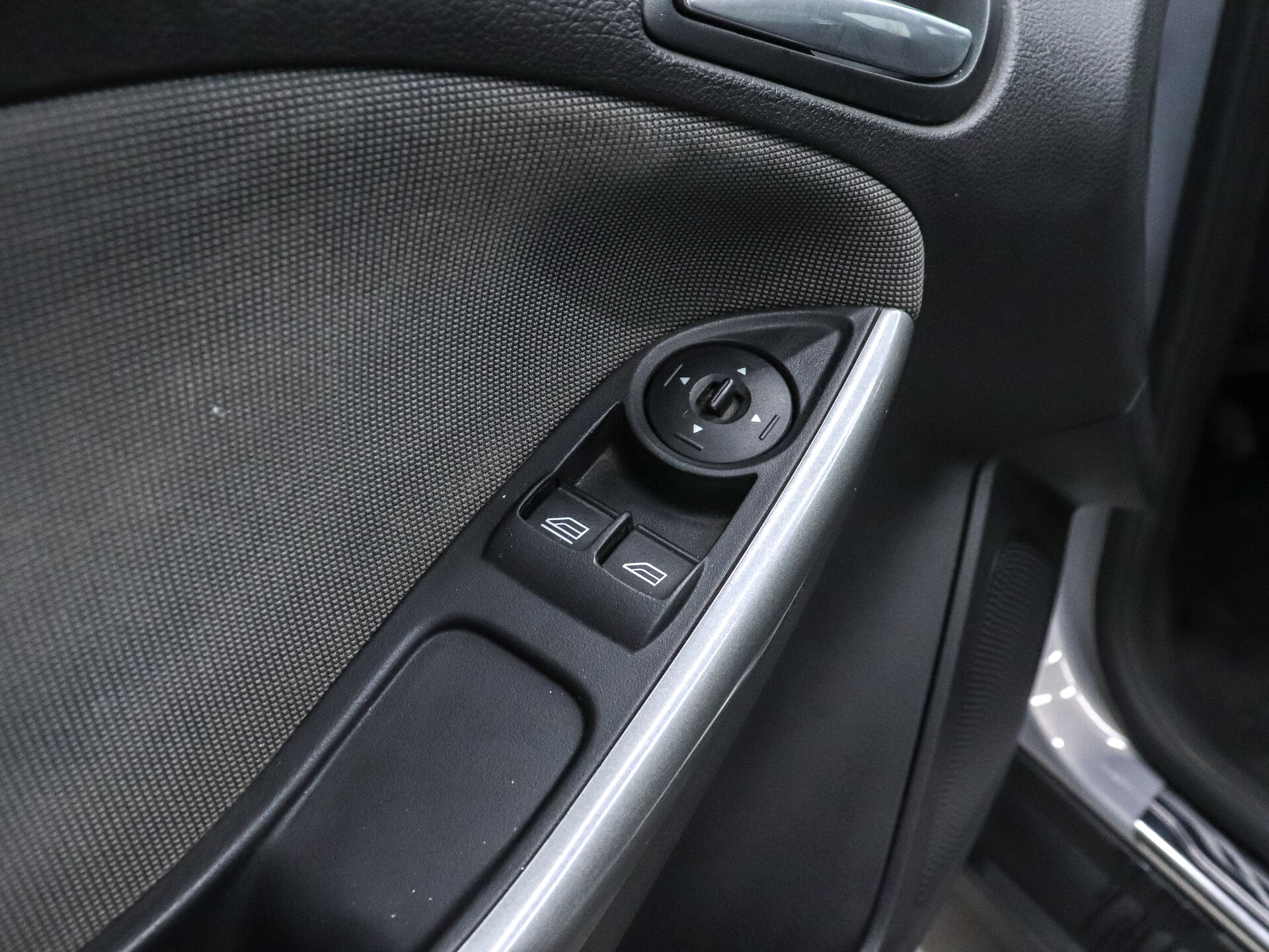 Ford Focus 2011 8