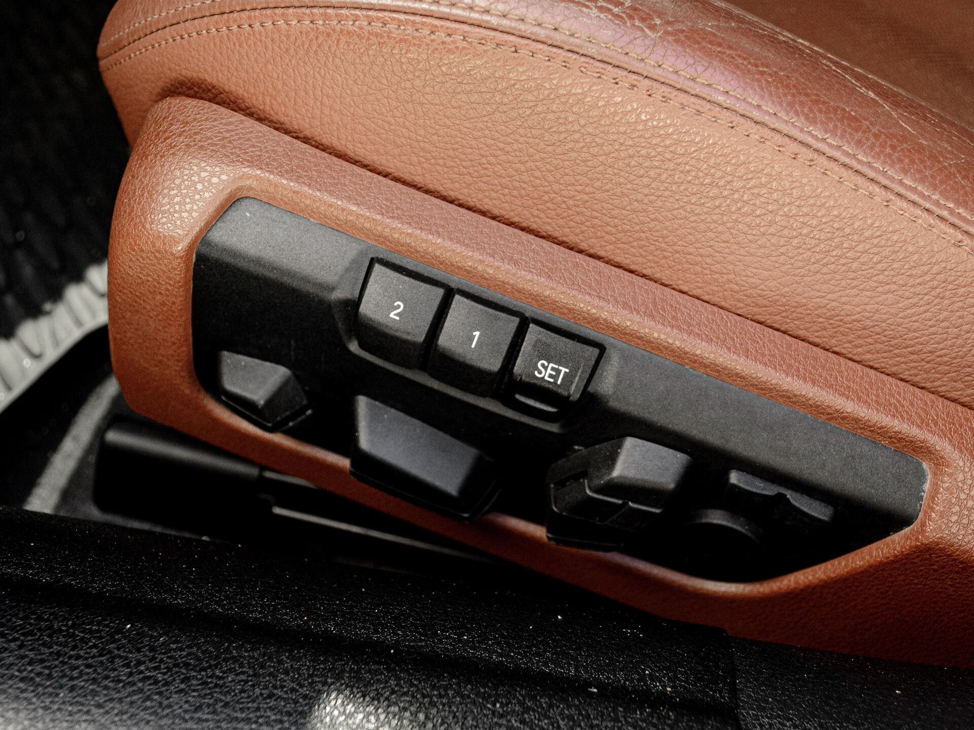 Купить BMW 6 серии 640i xDrive 3.0 AT (320 л.с.) 4WD, 2014 в Екатеренбурге