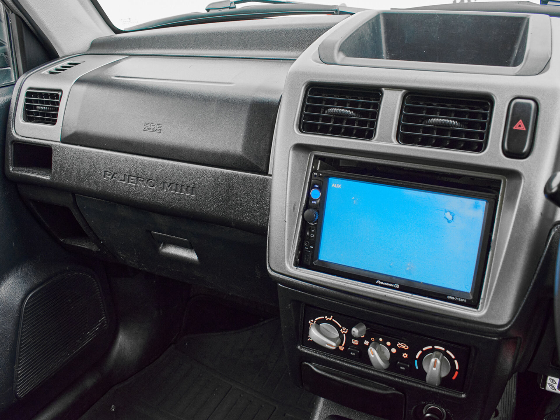 Купить Mitsubishi Pajero Mini 0.7 MT (64 л.с.) 4WD, 2006 в Екатеренбурге