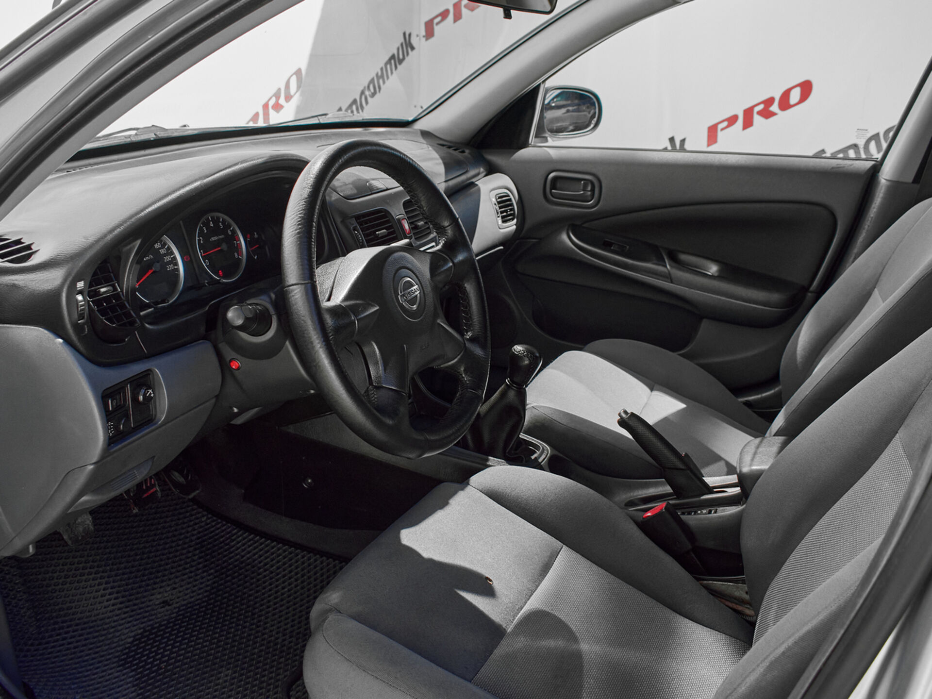 Купить Nissan Almera 1.8 MT (116 л.с.), 2004 в Екатеренбурге