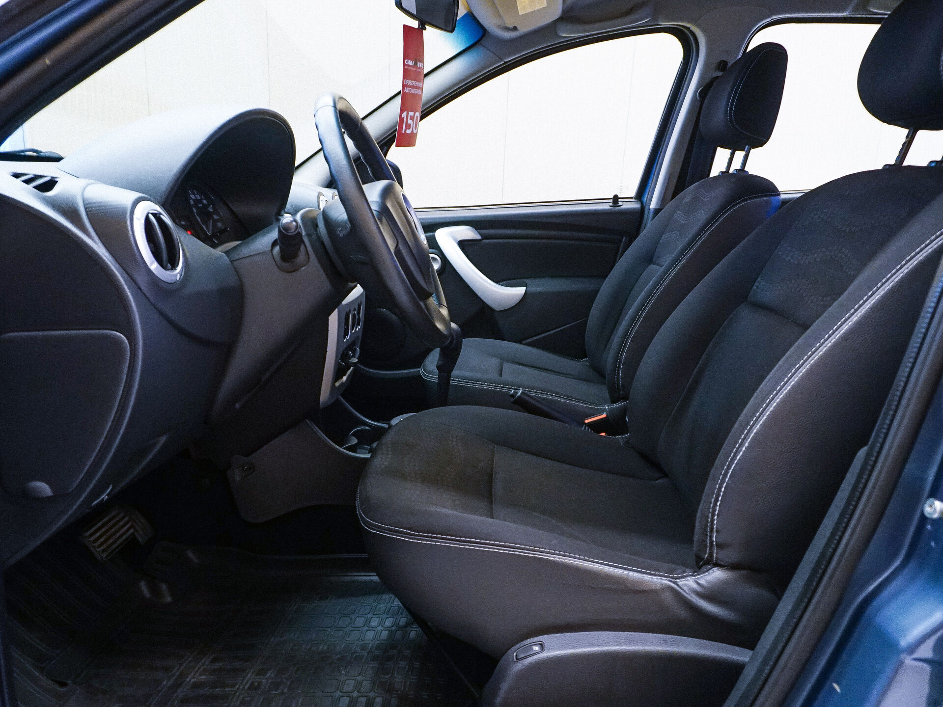 Renault Sandero 2012 10