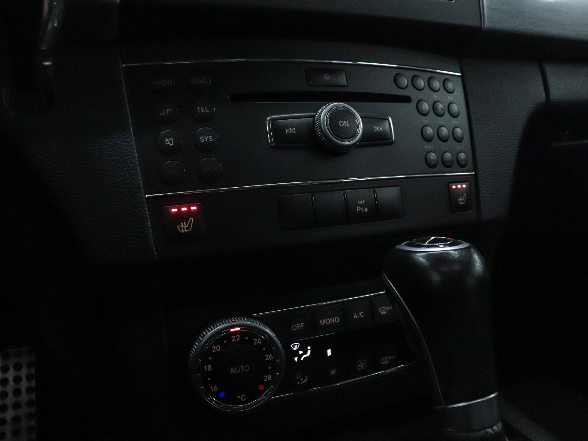 Mercedes-Benz GLK-Класс 2009 17