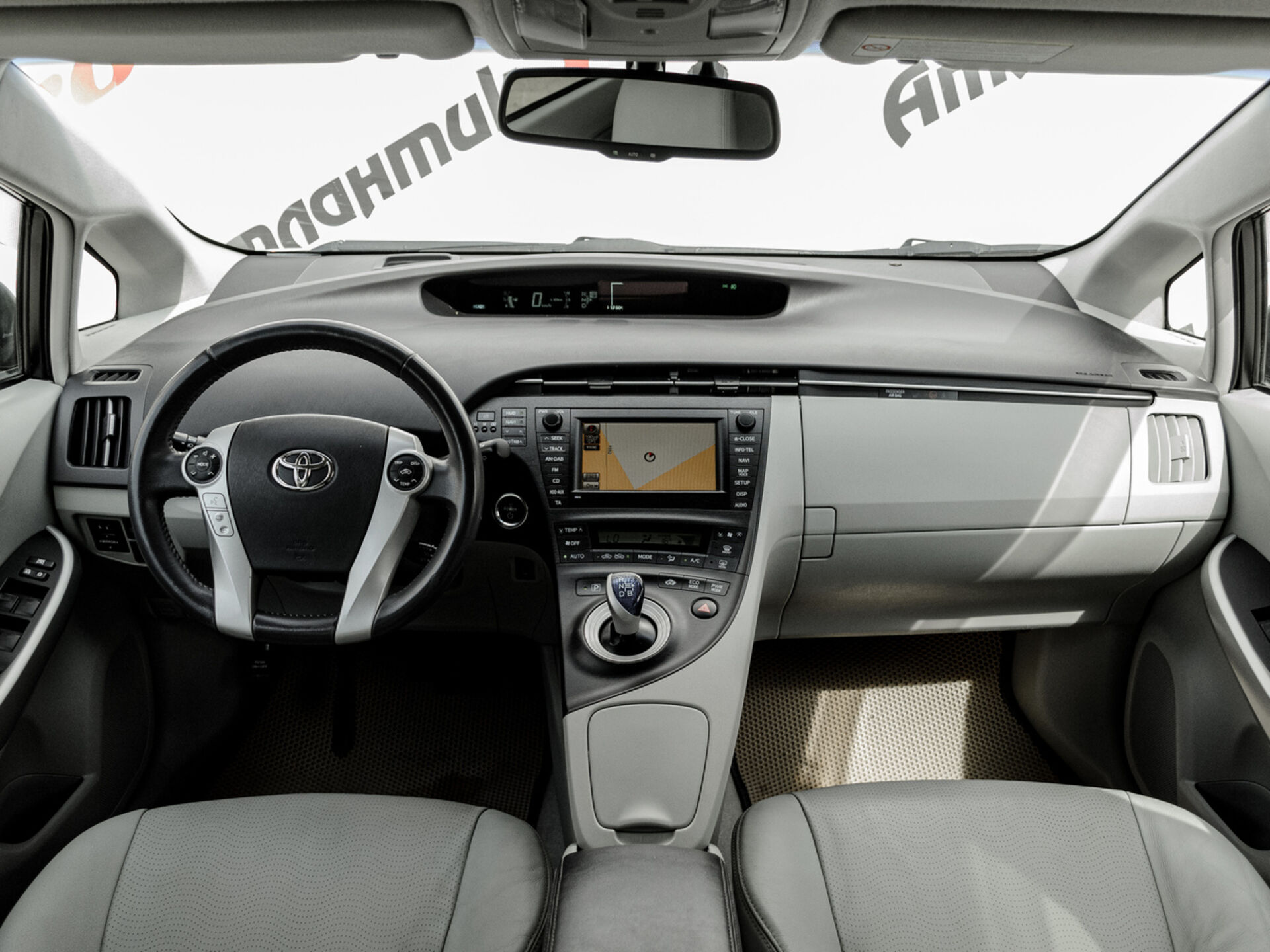 Купить Toyota Prius 1.8hyb AT (99 л.с.), 2009 в Екатеренбурге