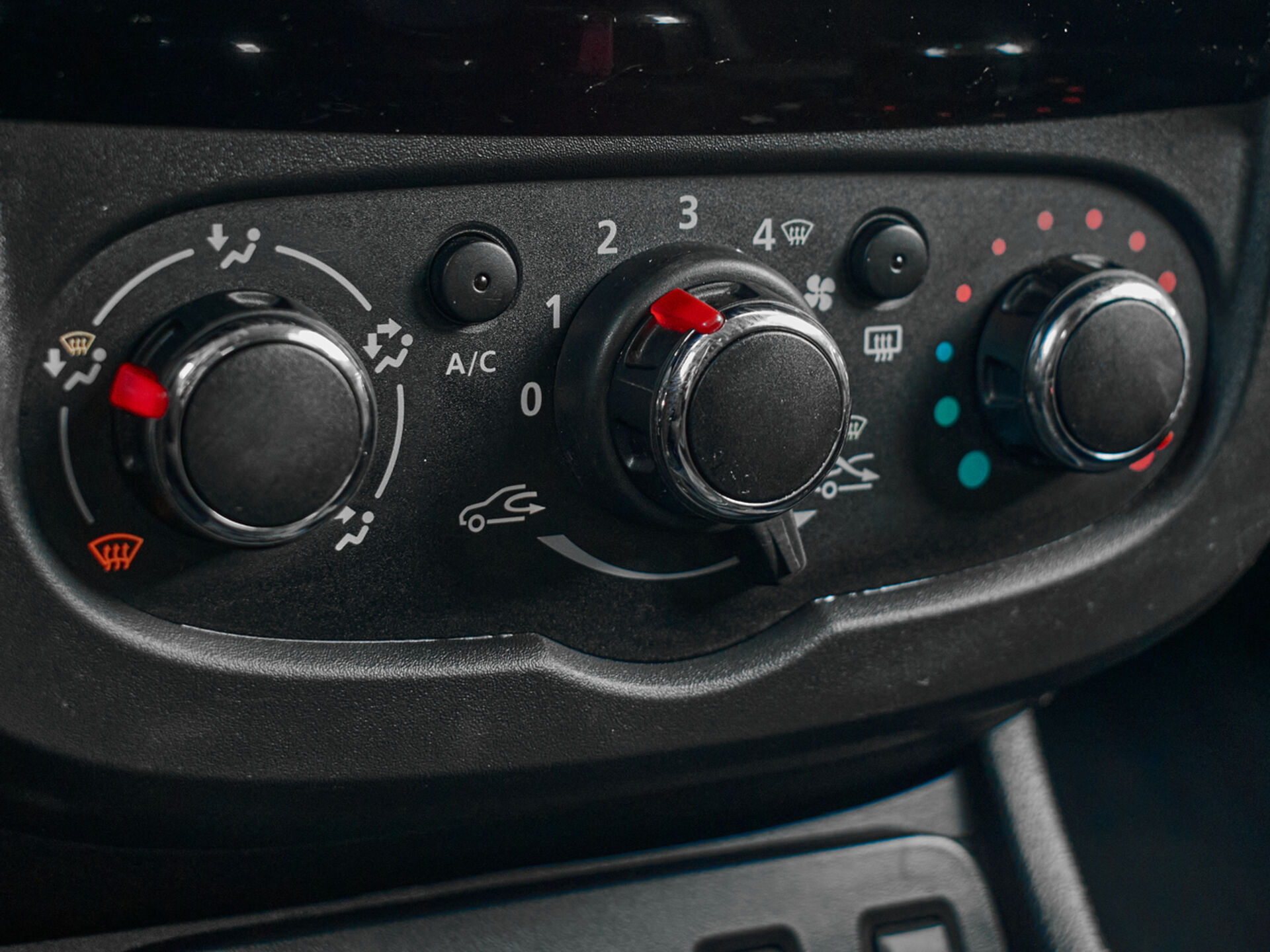 Купить Renault Duster 1.6 MT (114 л.с.) 4WD, 2020 в Екатеренбурге