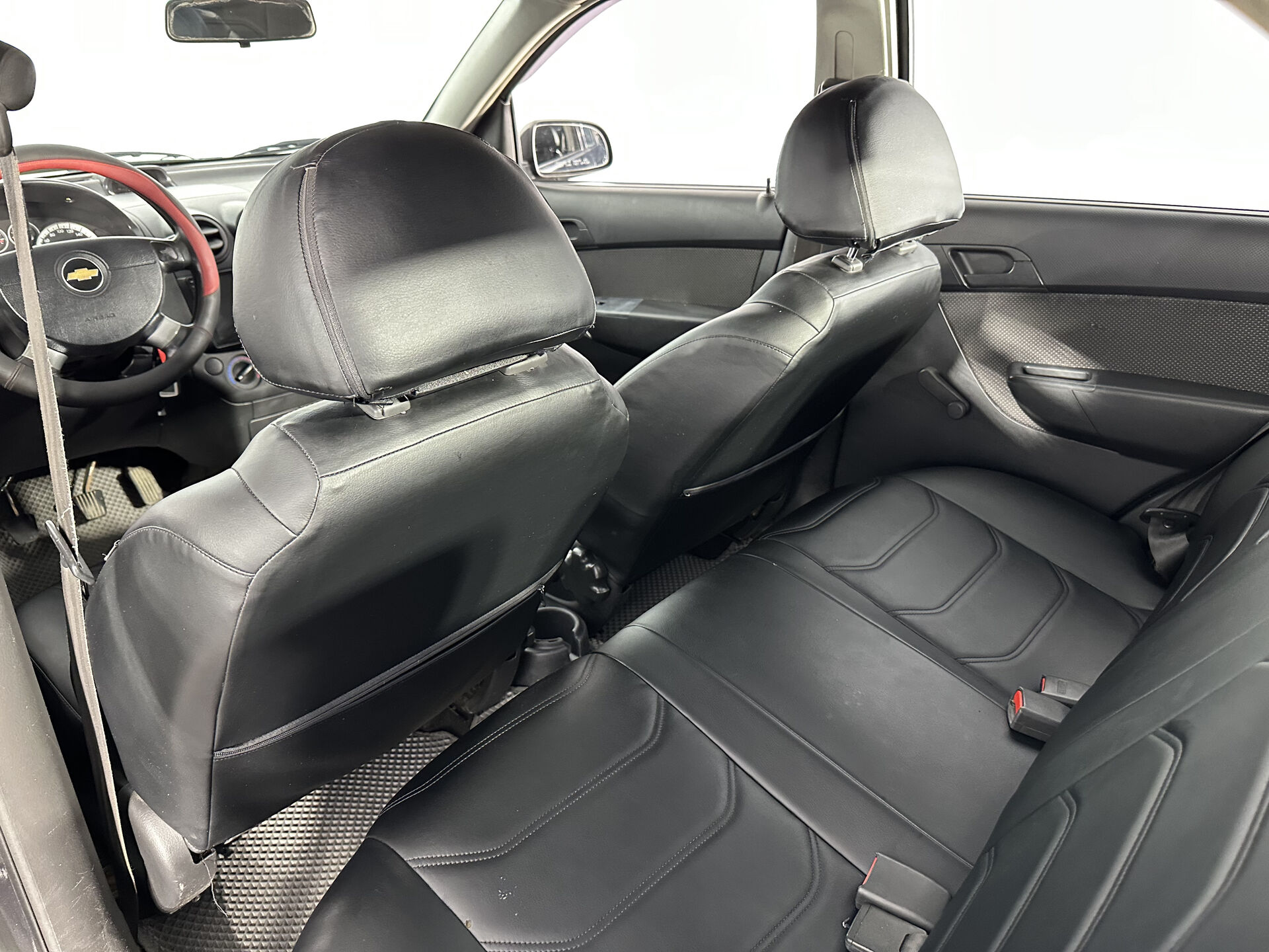 Chevrolet Aveo None 2010 г.в., 194 935 км.