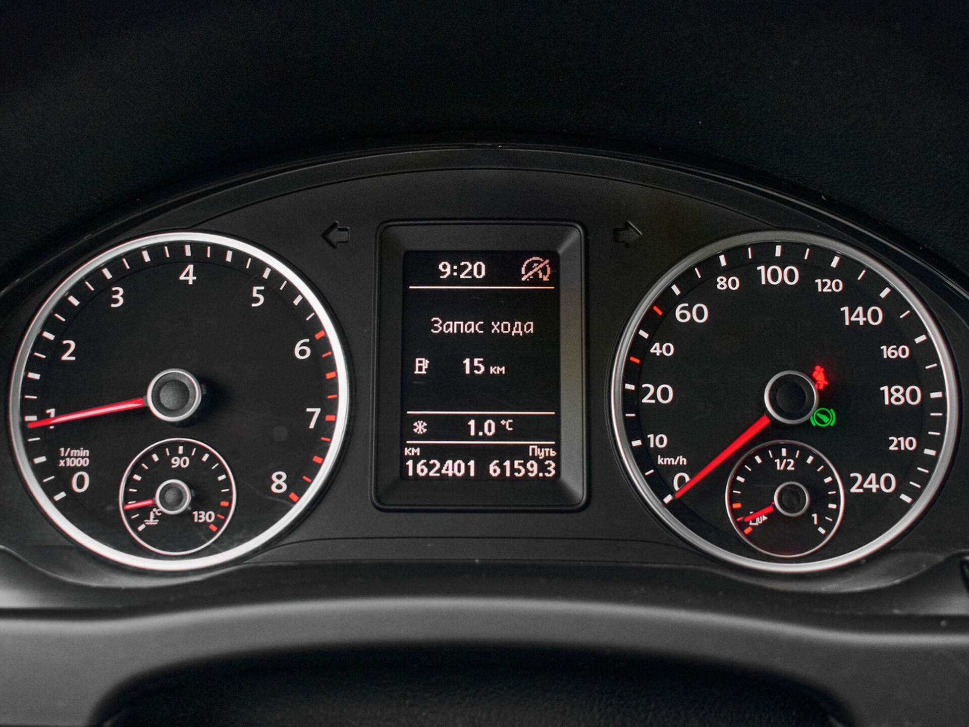 Купить Volkswagen Tiguan 1.4 AMT (150 л.с.), 2014 в Екатеренбурге