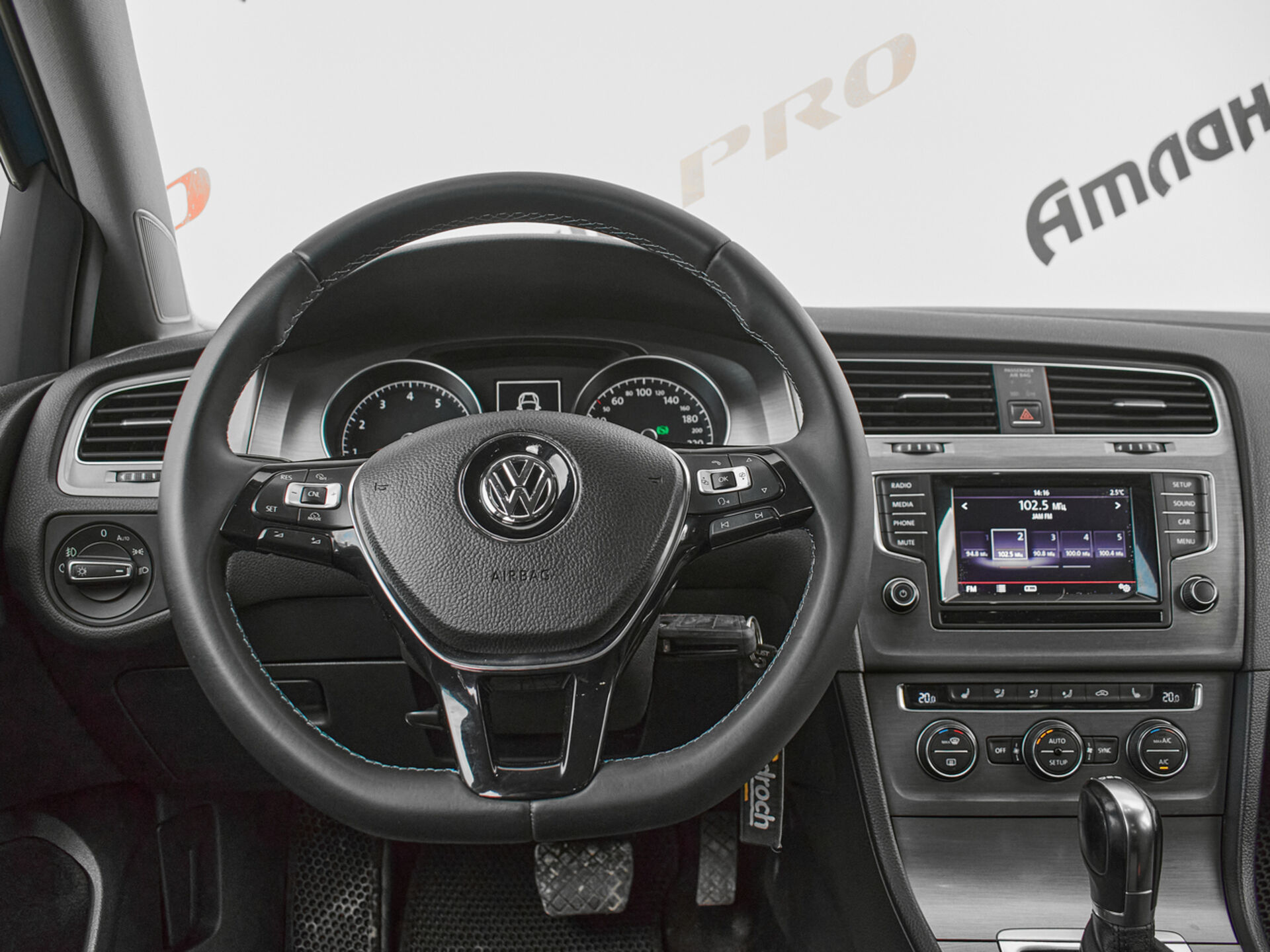 Купить Volkswagen Golf 1.4 AMT (122 л.с.), 2013 в Екатеренбурге