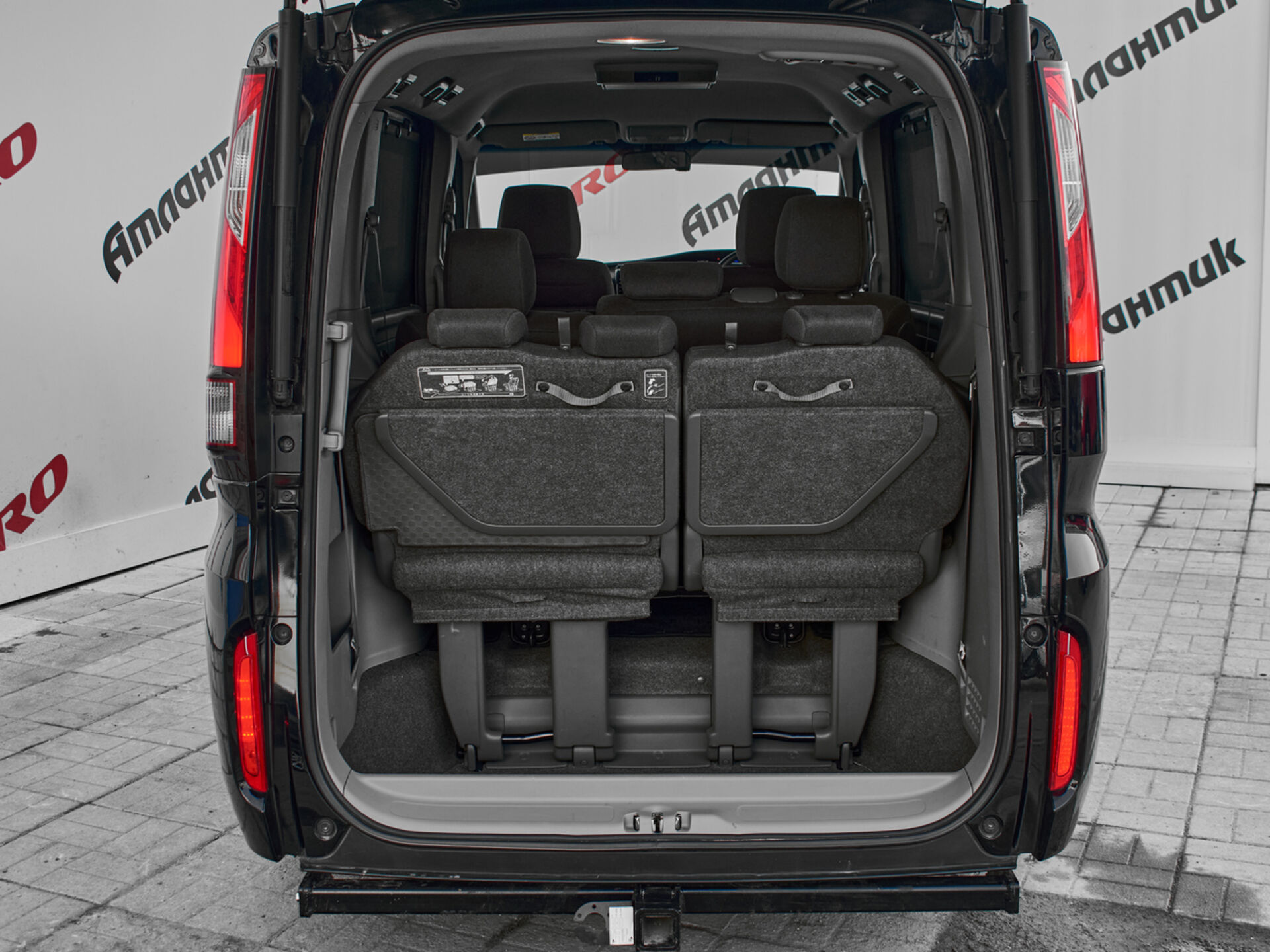 Купить Honda Stepwgn 1.5 CVT (150 л.с.), 2015 в Екатеренбурге