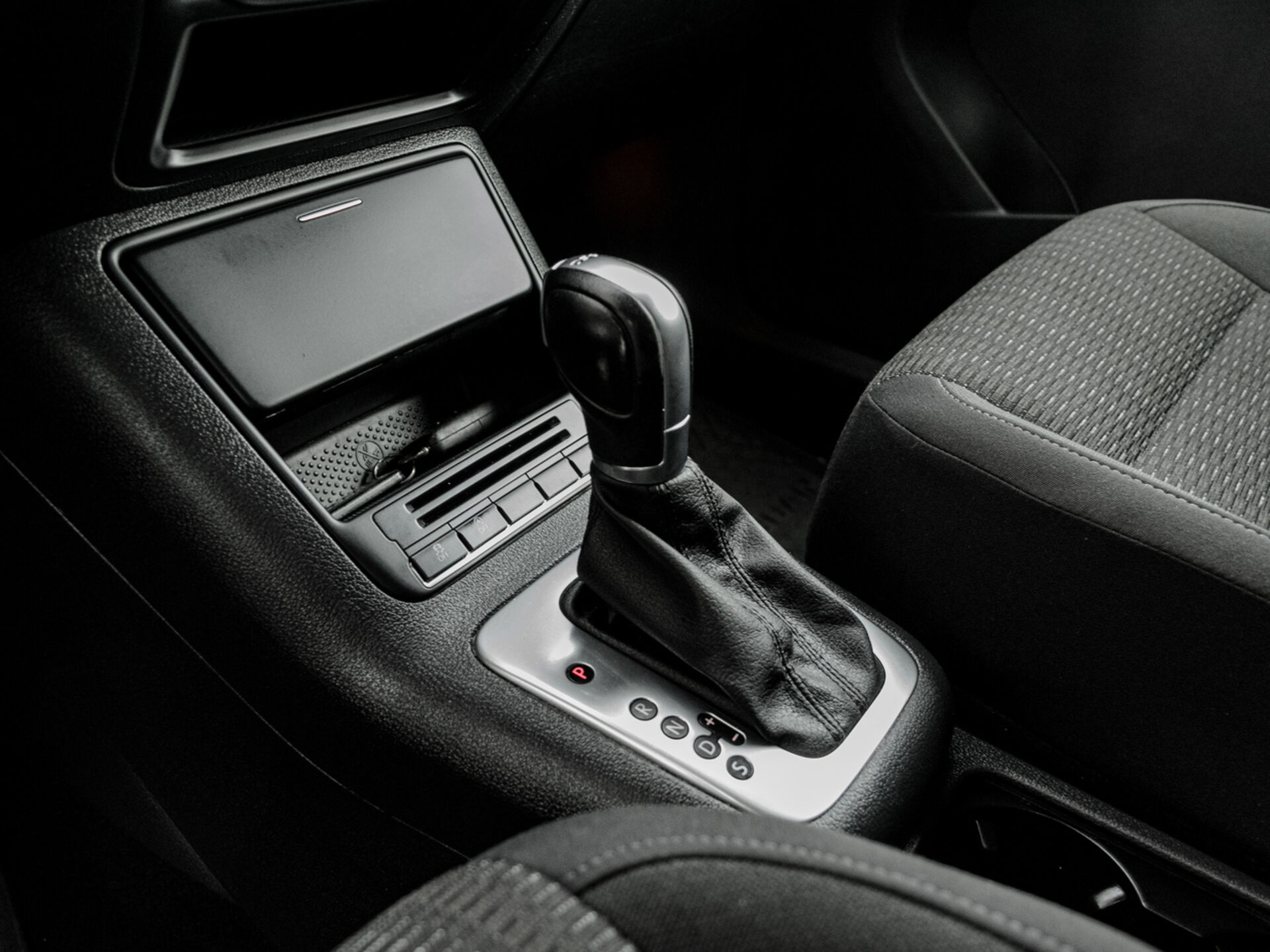 Купить Volkswagen Tiguan 1.4 AMT (150 л.с.), 2015 в Екатеренбурге