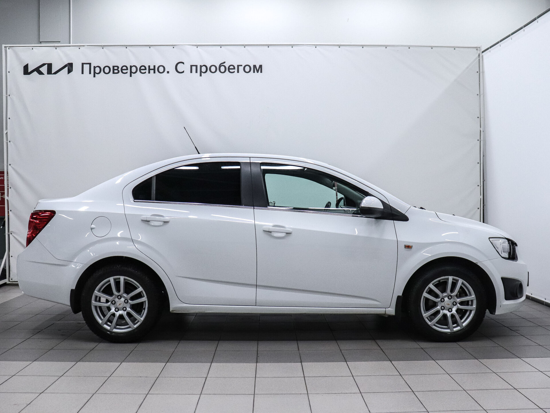 Chevrolet Aveo 2014 5