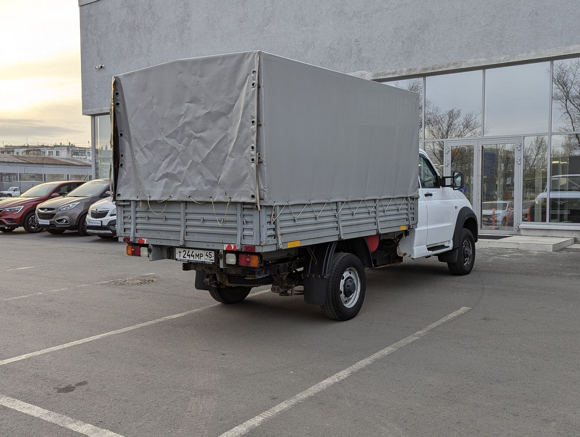 УАЗ  , 2018, Бортовой грузовик