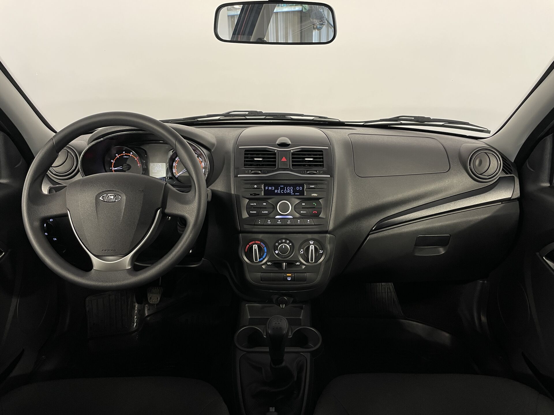 Lada Granta None 2025 г.в., 2 508 км.