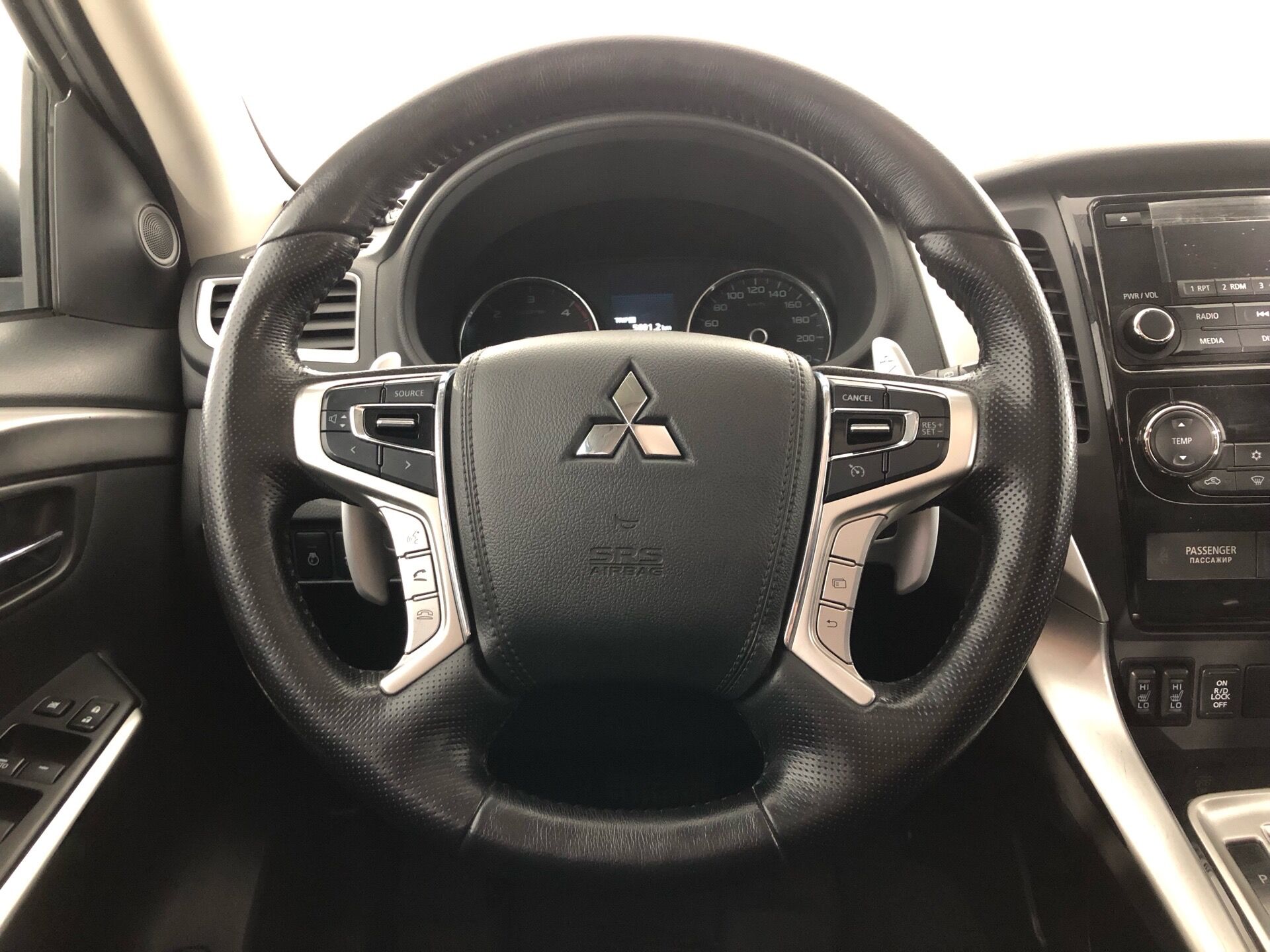 Mitsubishi Pajero Sport Intense 2017 г.в., 140 521 км.