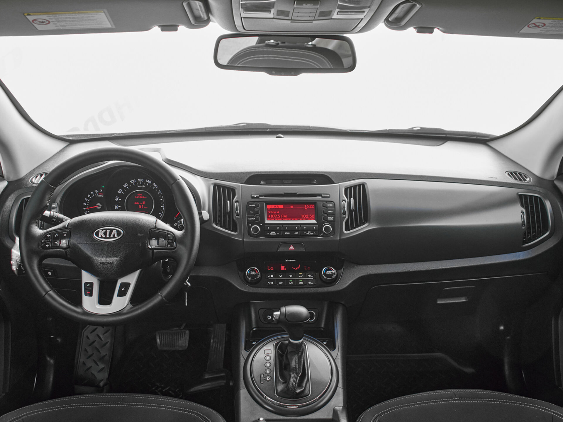 Купить Kia Sportage 2.0 AT (150 л.с.), 2012 в Екатеренбурге