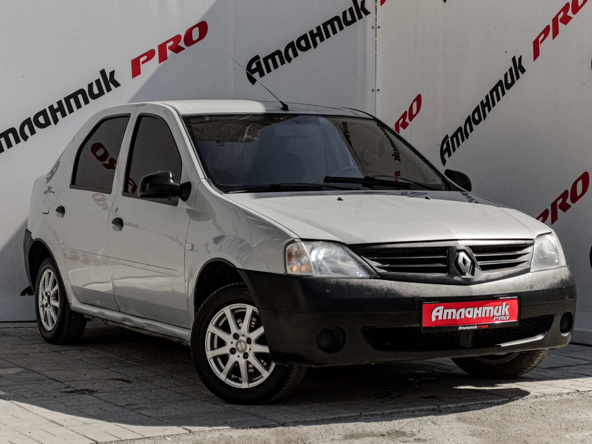 Купить Renault Logan 1.4 MT (75 л.с.), 2007 в Екатеренбурге