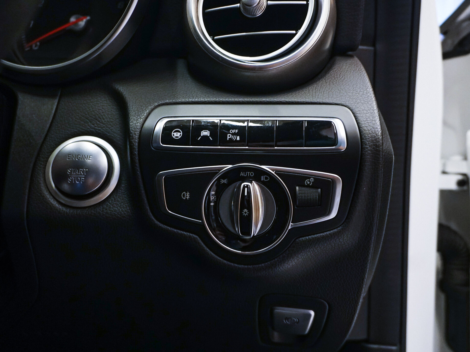 Mercedes-Benz C-Класс 2016 19